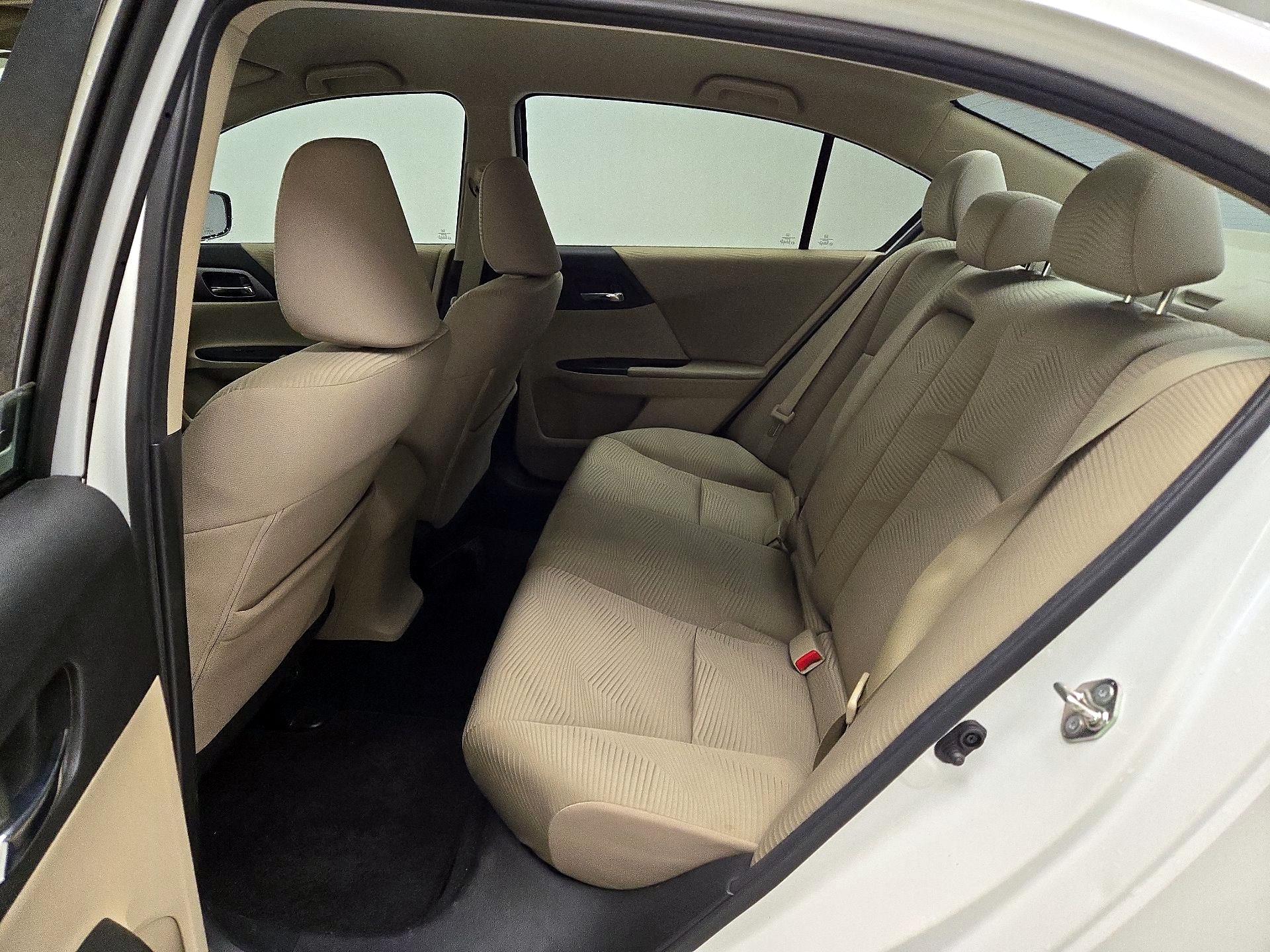 Thumbnail: 2015 Honda Accord - 19