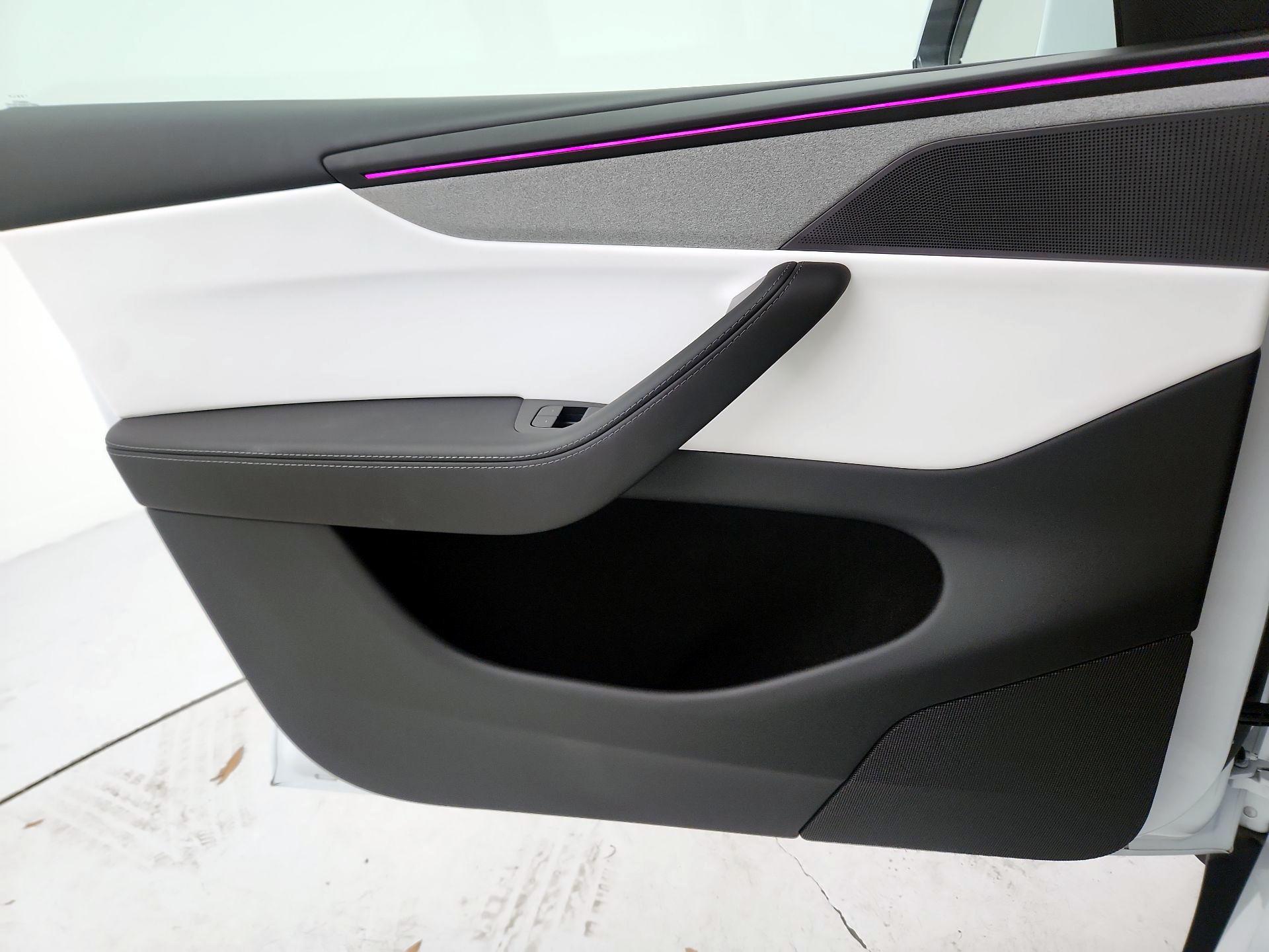 Thumbnail: 2026 Tesla Model Y - 12