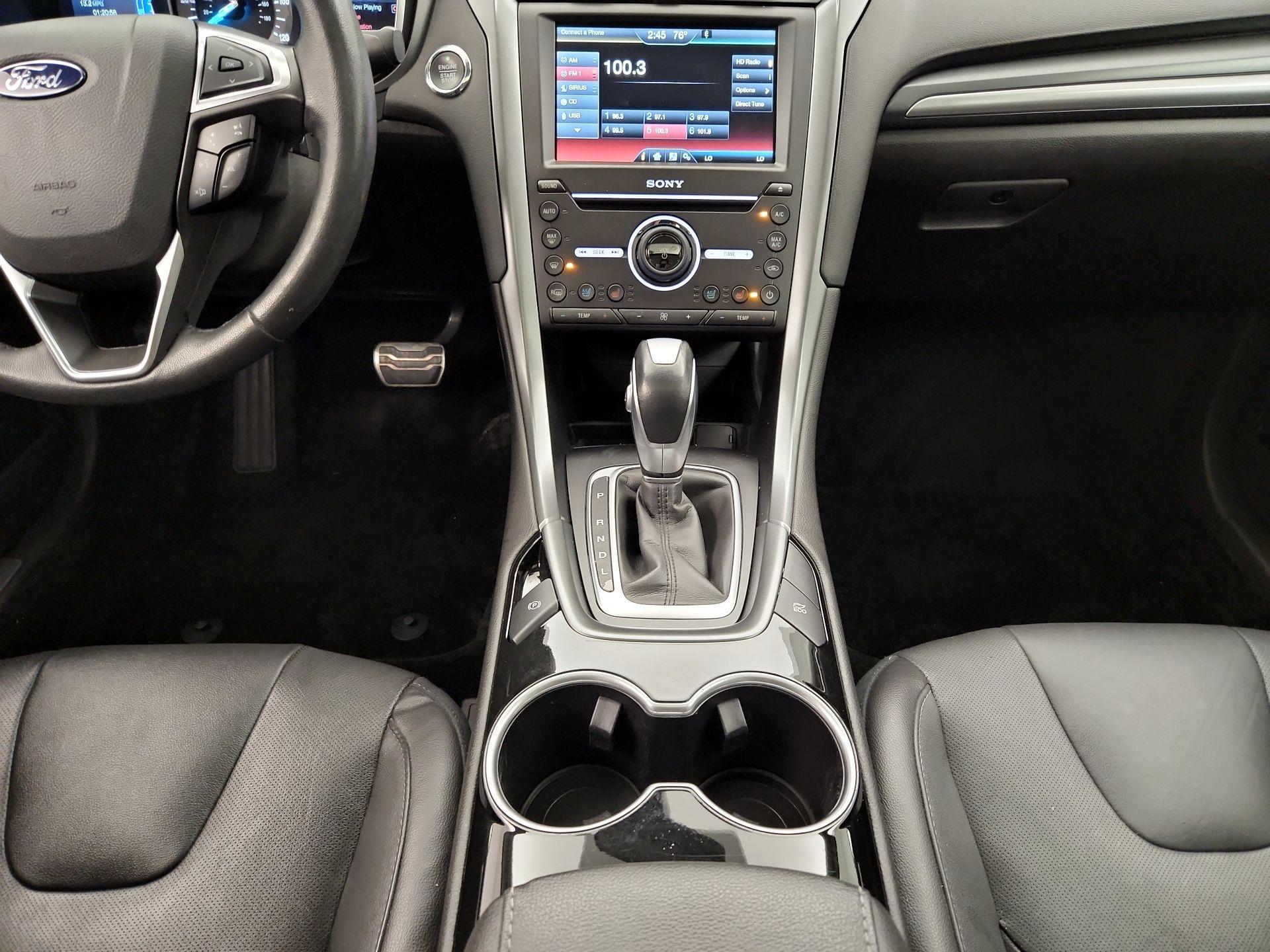 Thumbnail: 2016 Ford Fusion - 17
