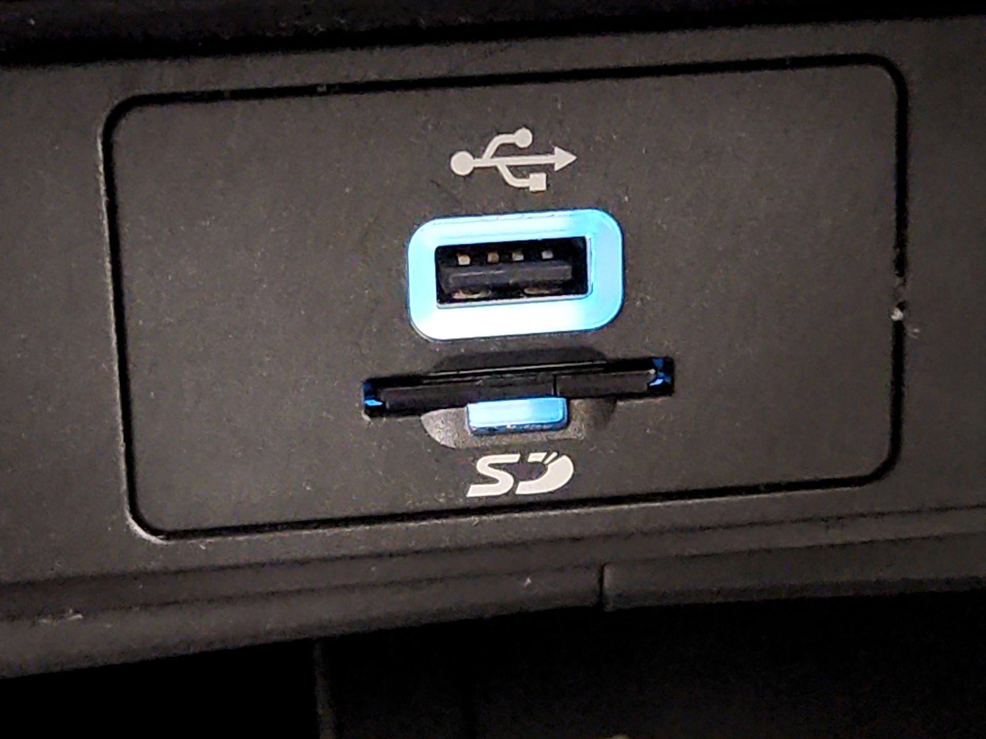 Thumbnail: 2016 Ford Fusion - 18