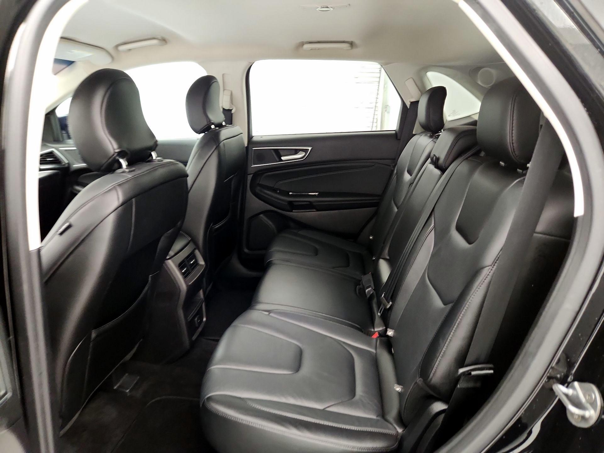 Thumbnail: 2018 Ford Edge - 19