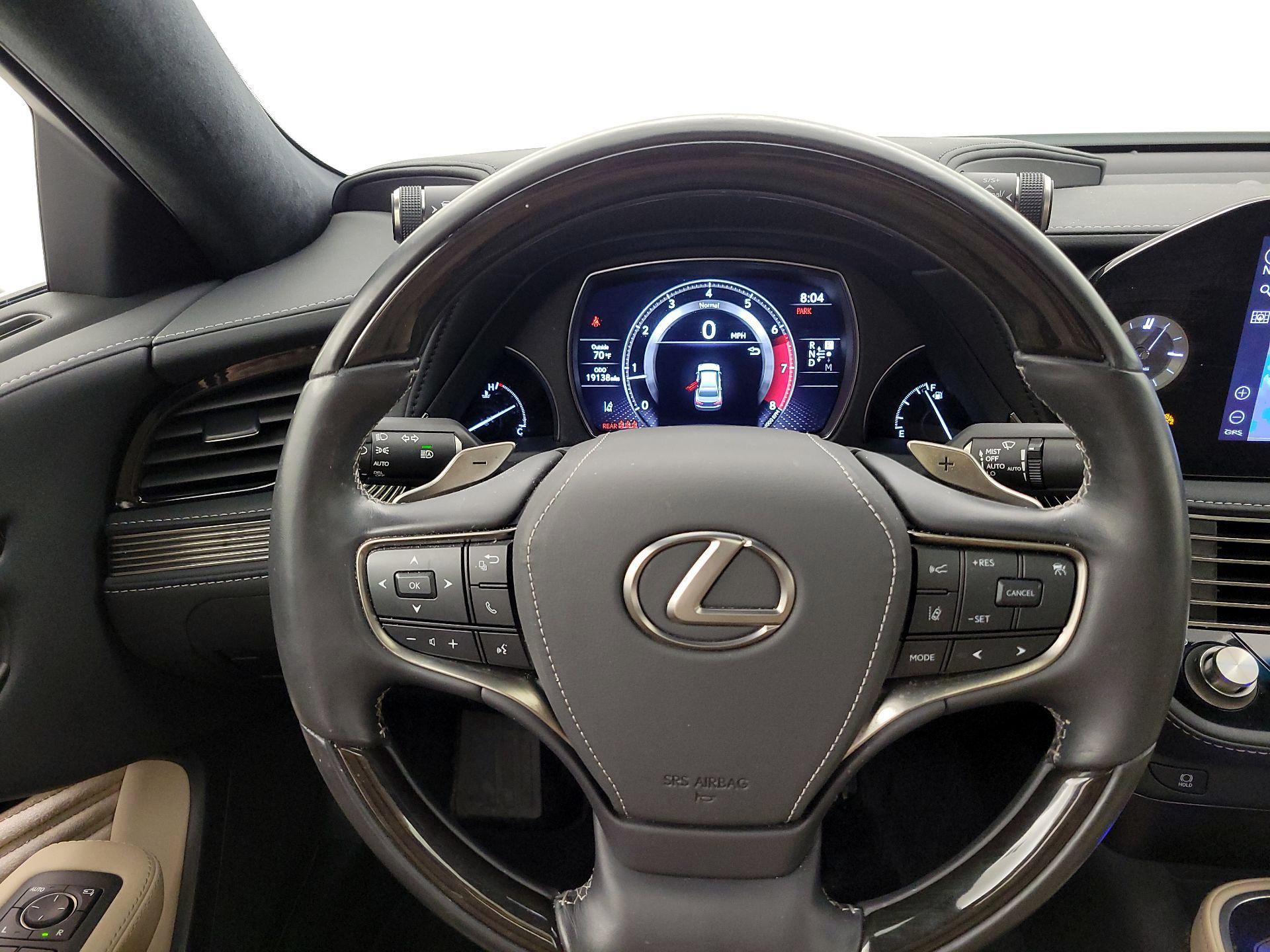 Thumbnail: 2021 Lexus LS - 10