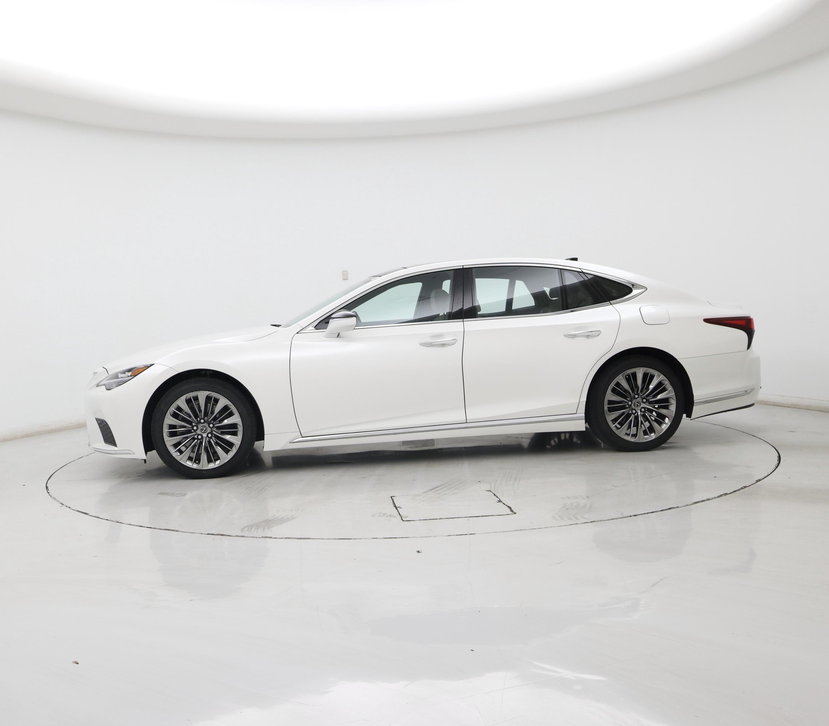 Thumbnail: 2021 Lexus LS - 3