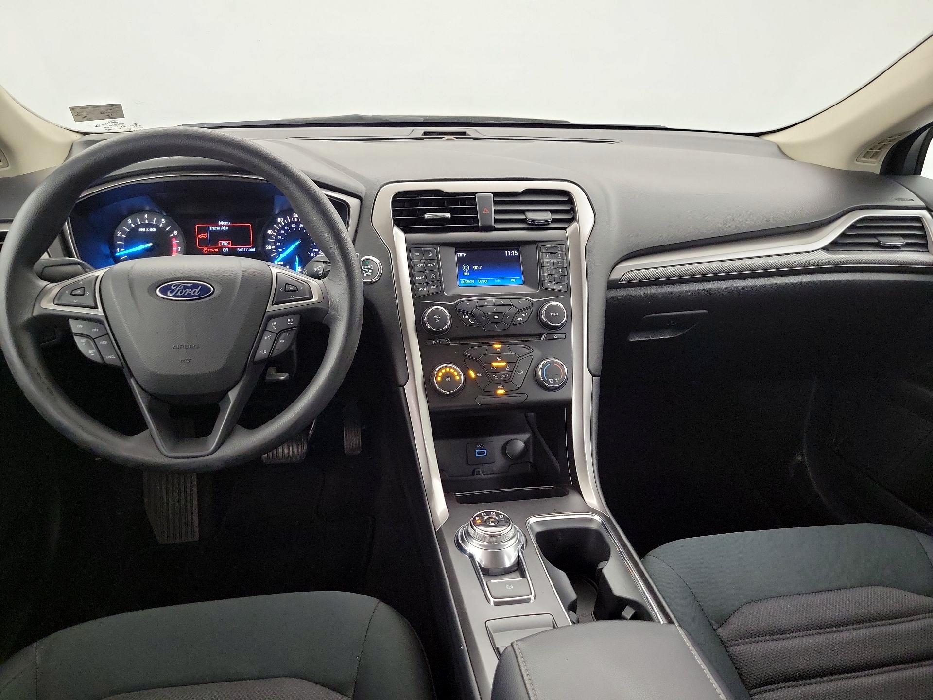 Thumbnail: 2017 Ford Fusion - 9