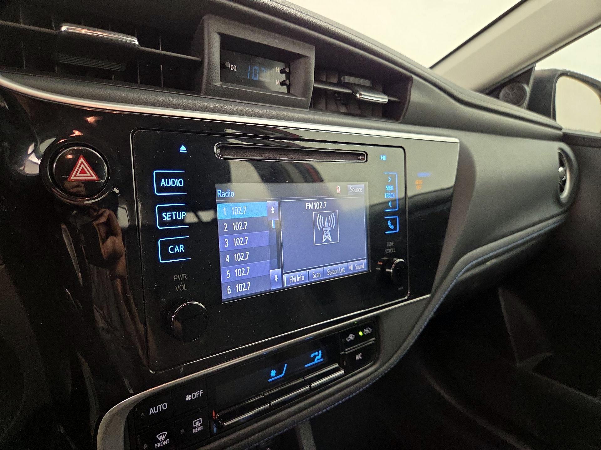 Thumbnail: 2019 Toyota Corolla - 15