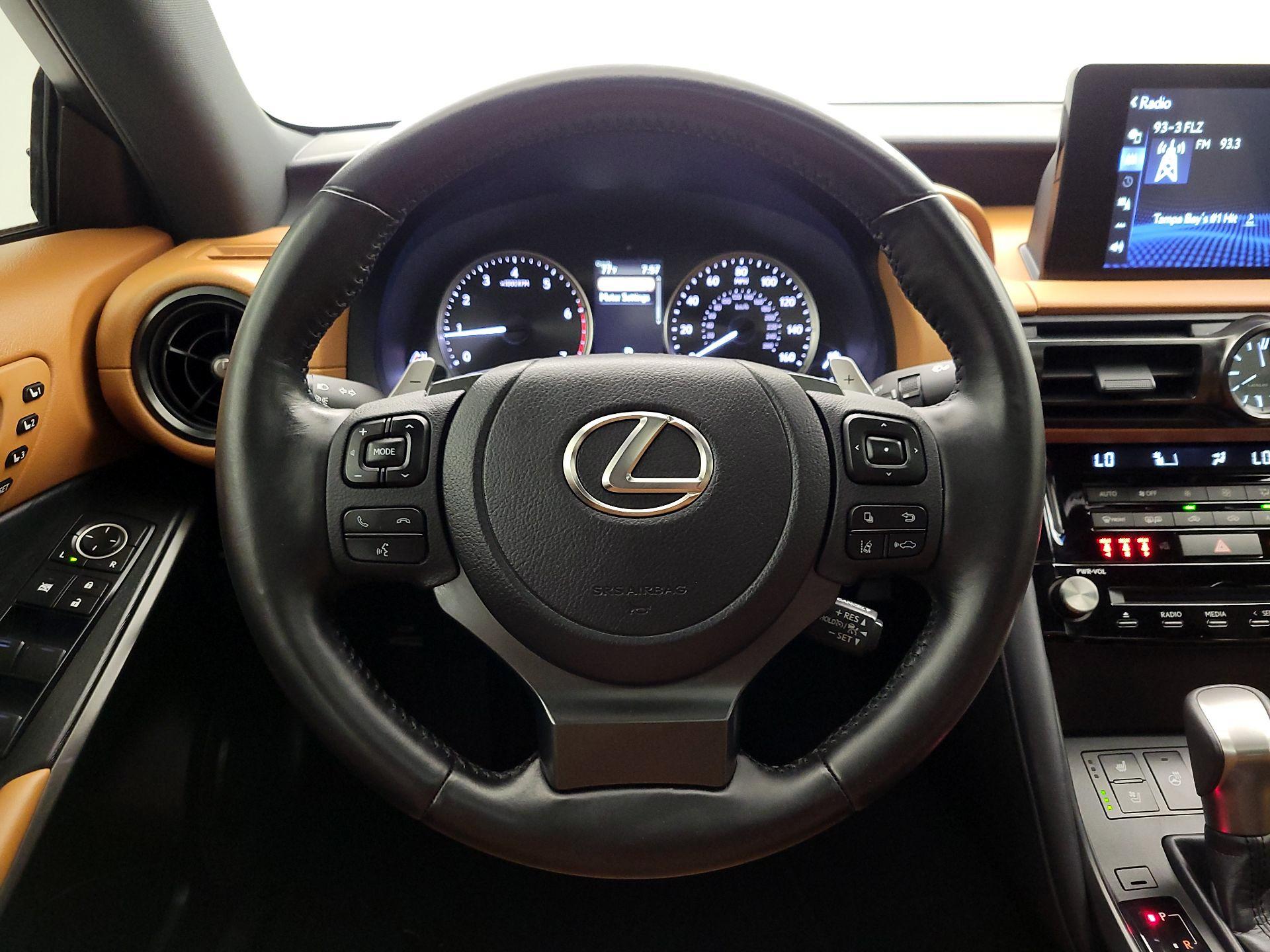 Thumbnail: 2025 Lexus IS - 10