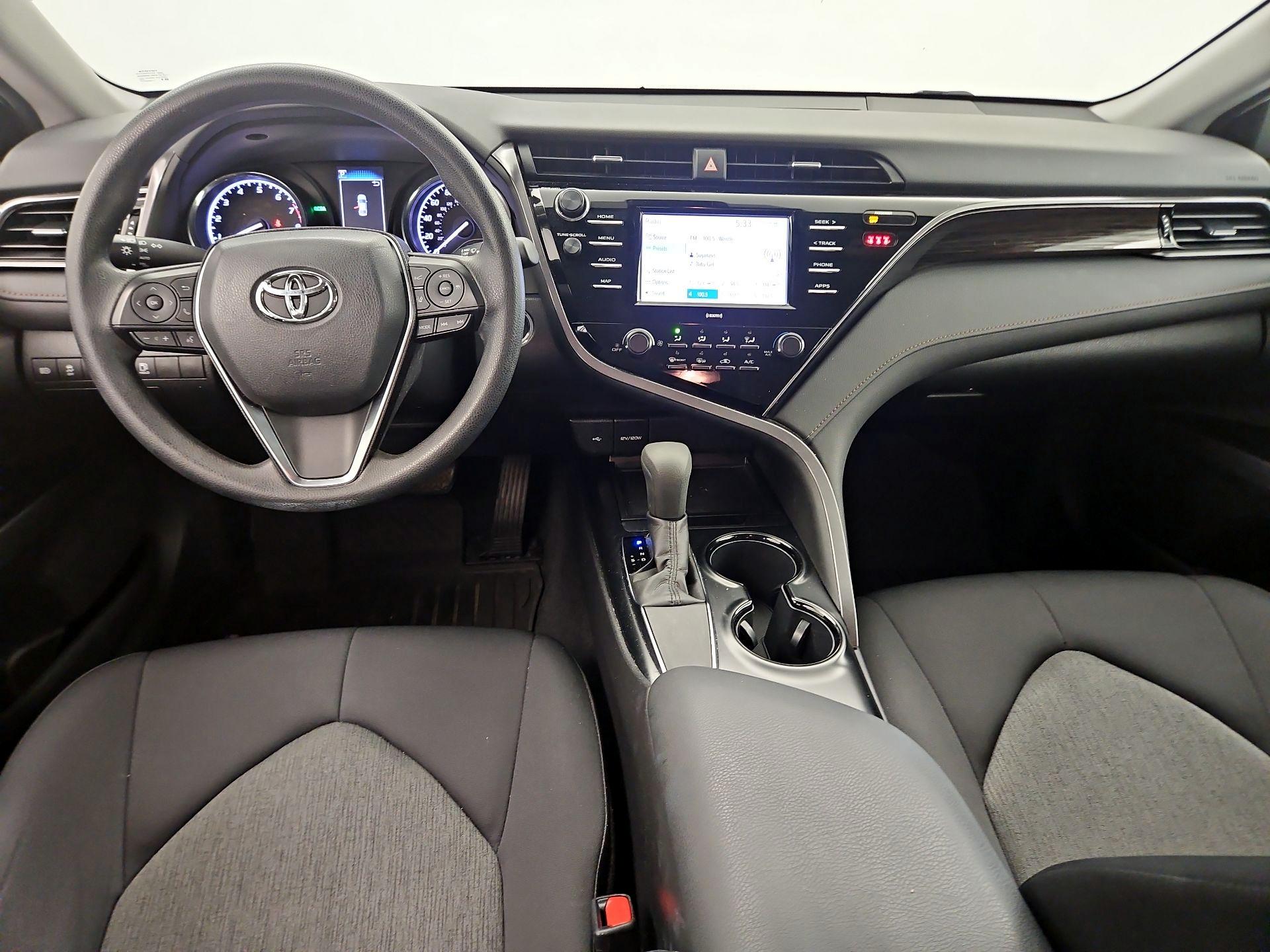 Thumbnail: 2020 Toyota Camry - 9