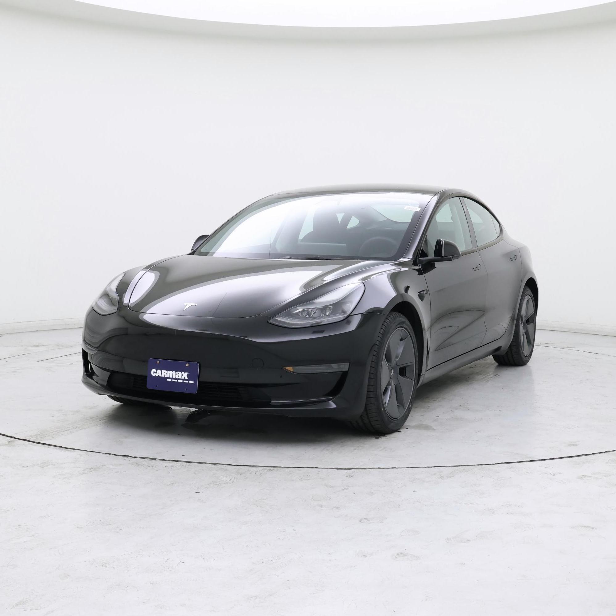 Thumbnail: 2023 Tesla Model 3 - 4