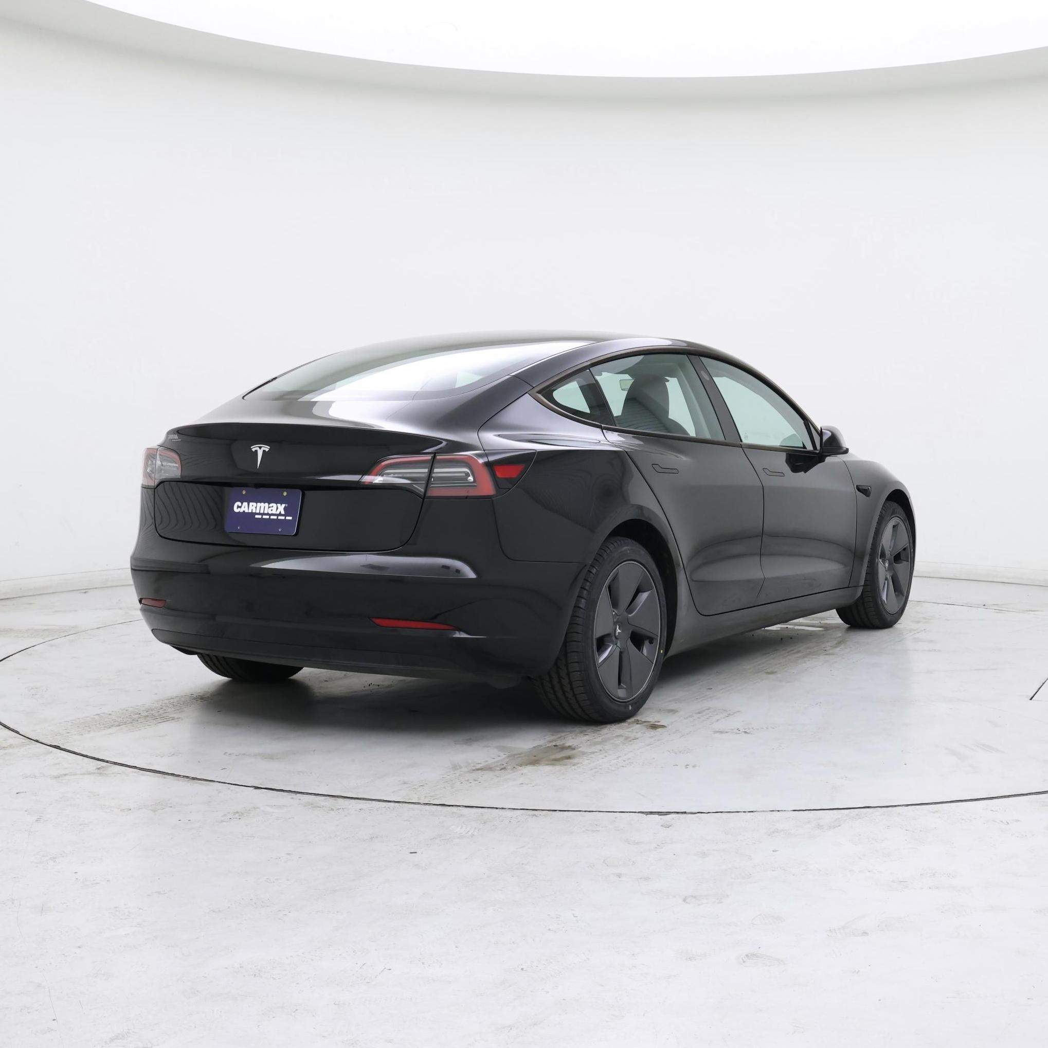 Thumbnail: 2023 Tesla Model 3 - 8