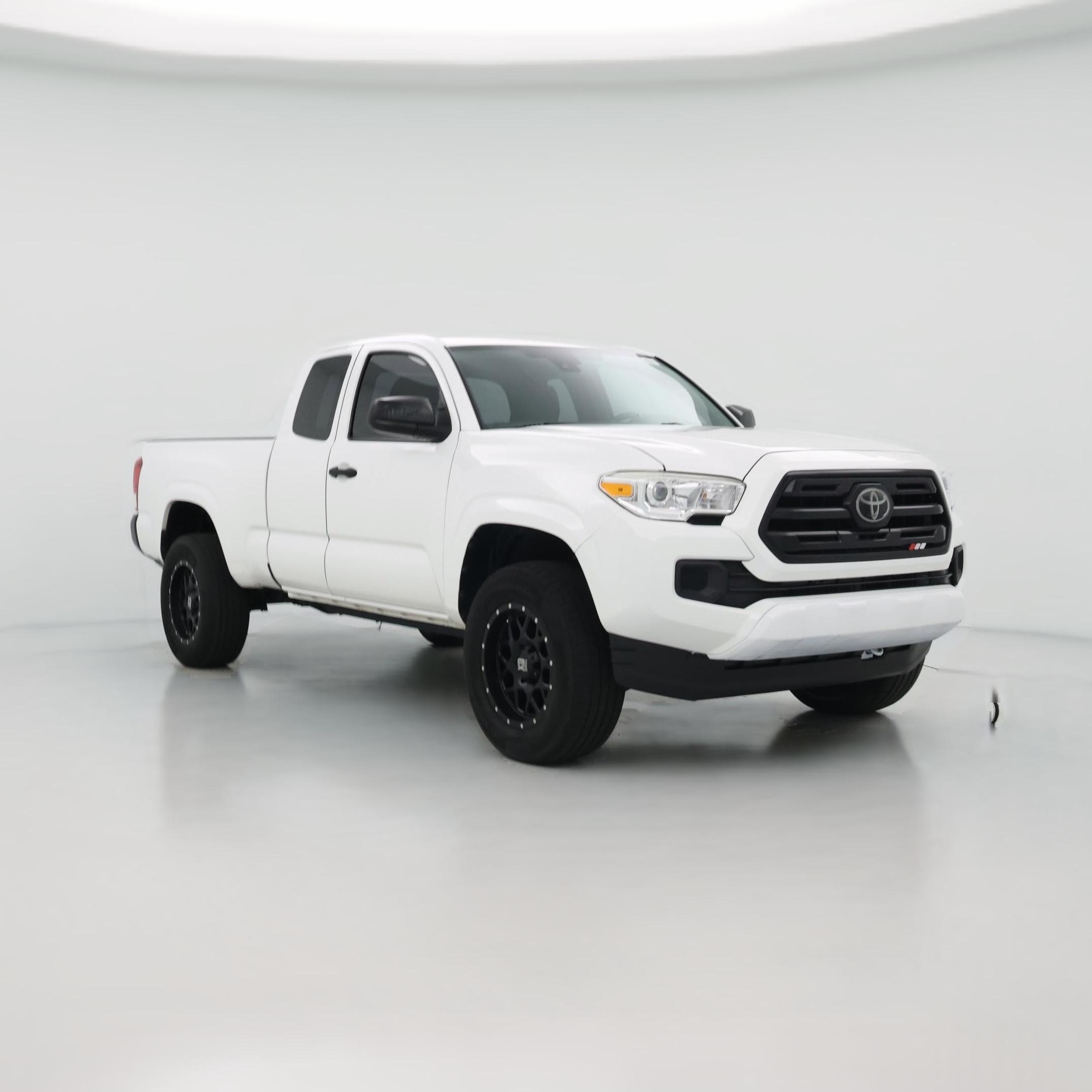 Thumbnail: 2018 Toyota Tacoma - 1