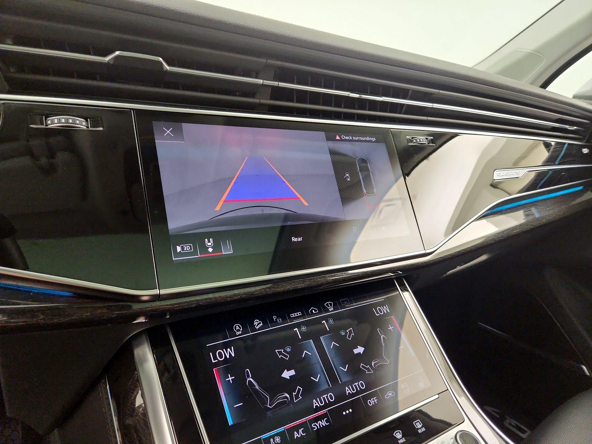 Thumbnail: 2023 Audi Q7 - 15