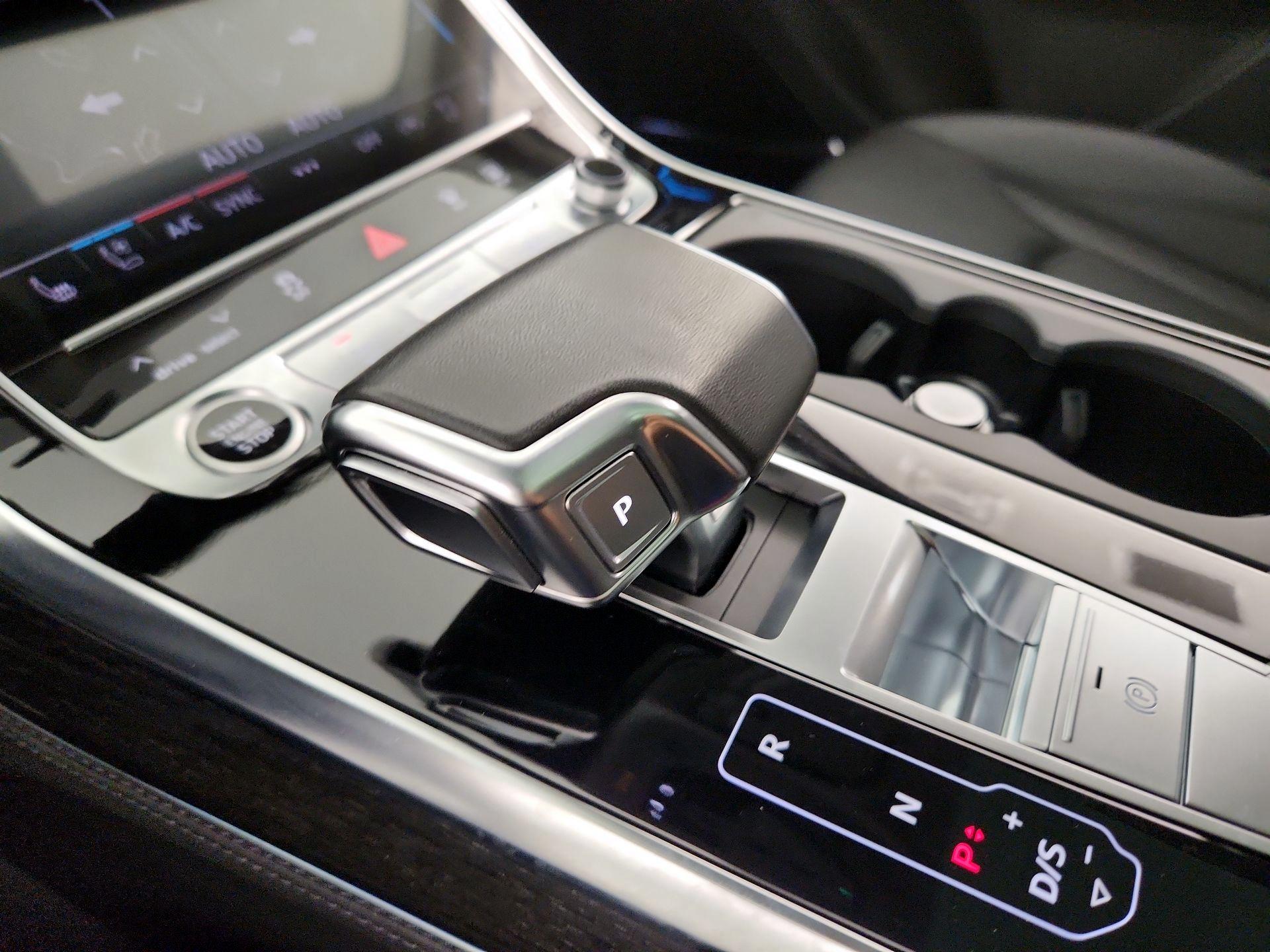 Thumbnail: 2023 Audi Q7 - 18