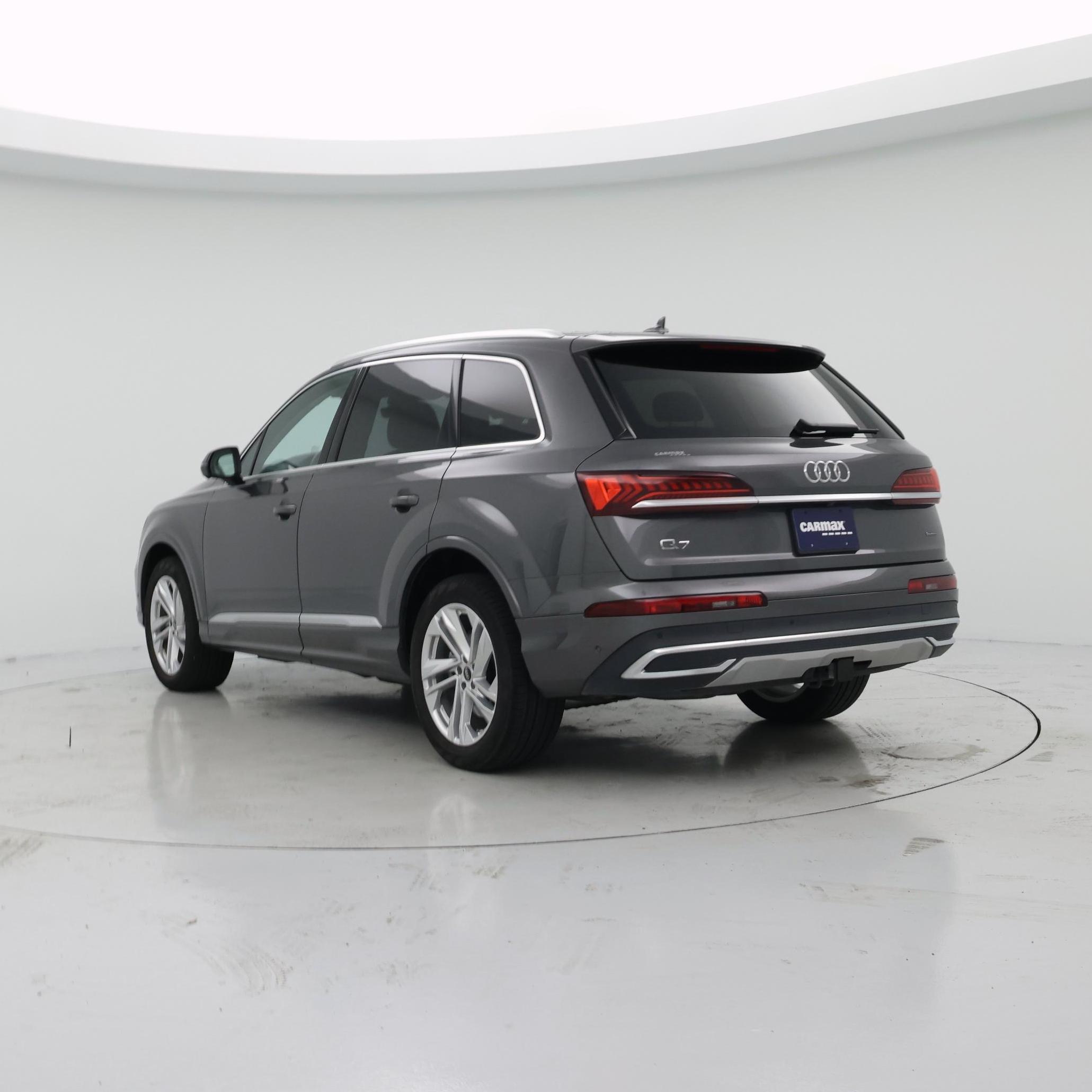 Thumbnail: 2023 Audi Q7 - 2