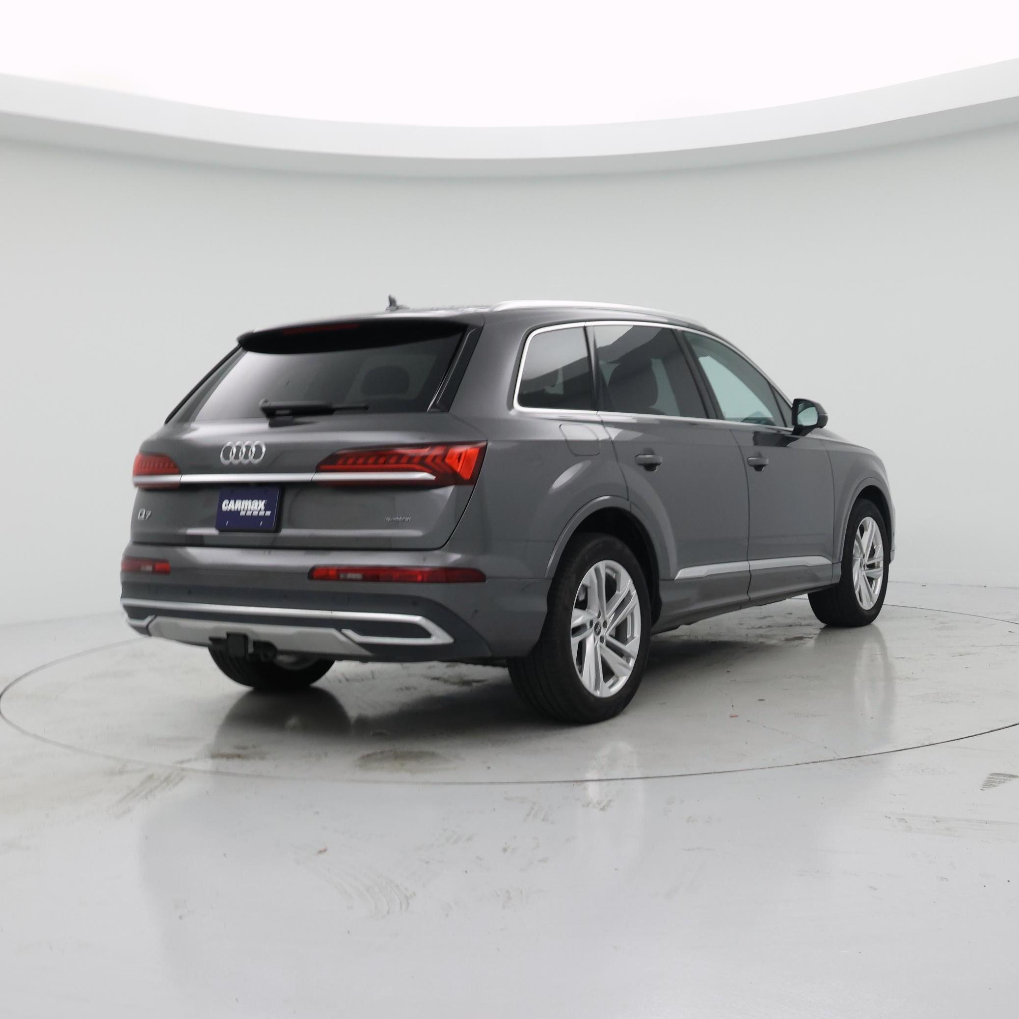 Thumbnail: 2023 Audi Q7 - 8