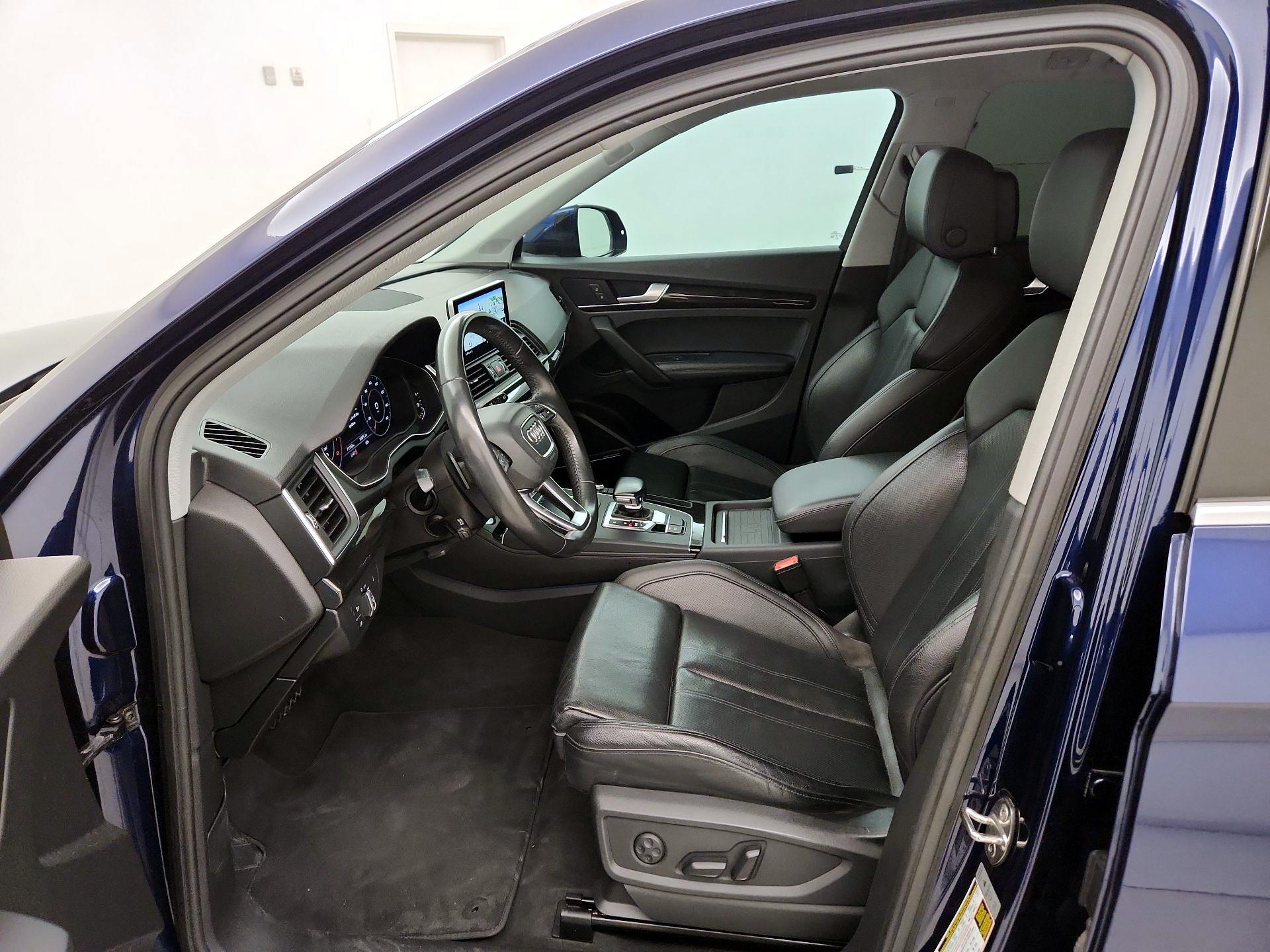 Thumbnail: 2019 Audi Q5 - 11