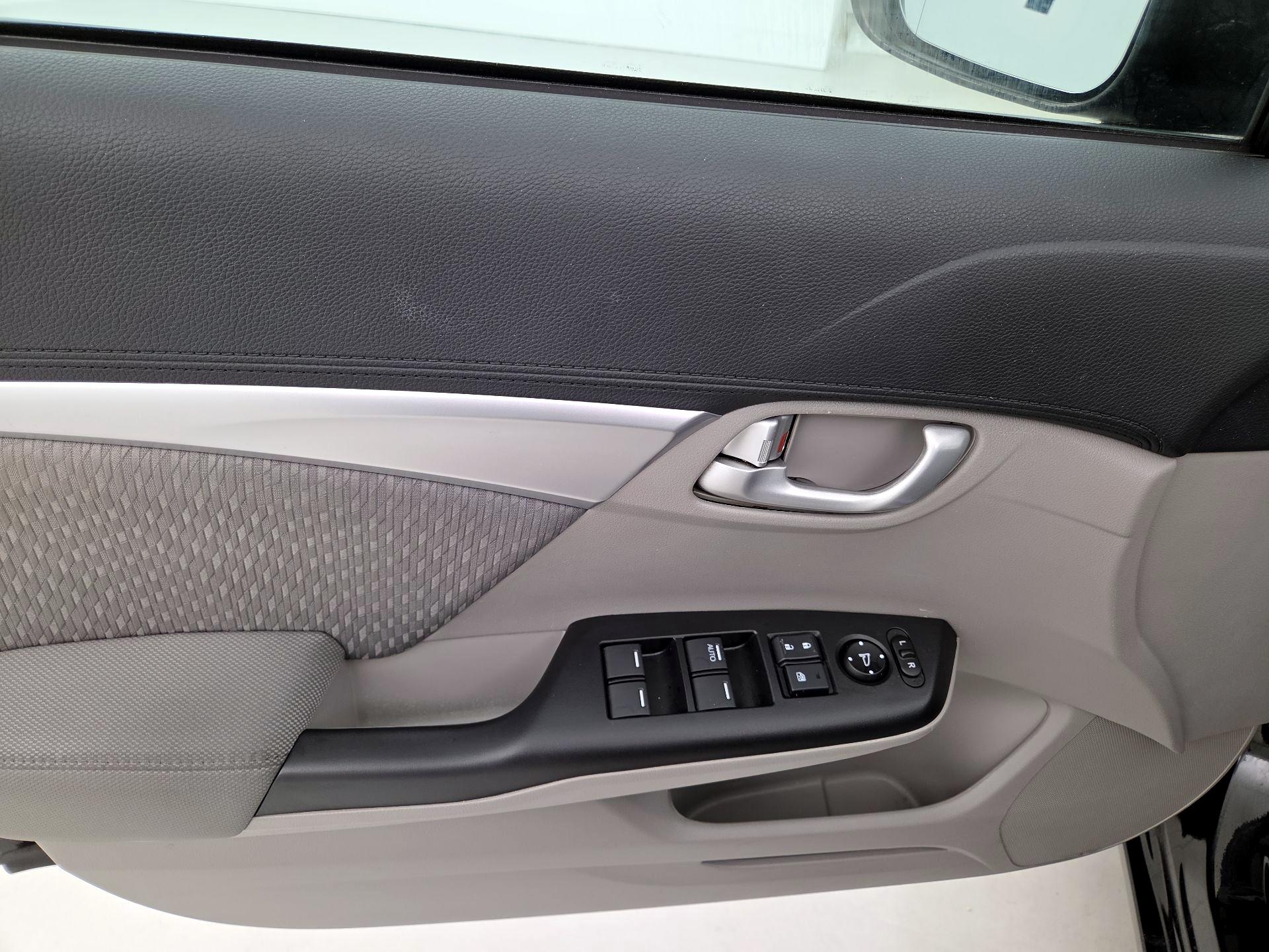 Thumbnail: 2014 Honda Civic - 12