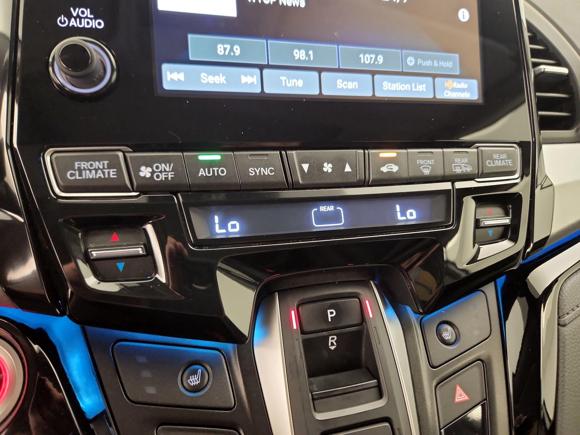 Thumbnail: 2021 Honda Odyssey - 17