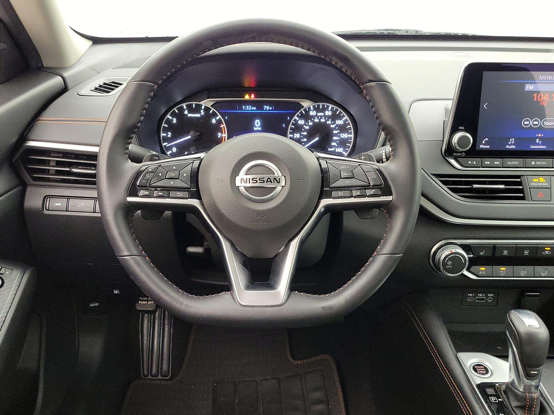 Thumbnail: 2020 Nissan Altima - 10