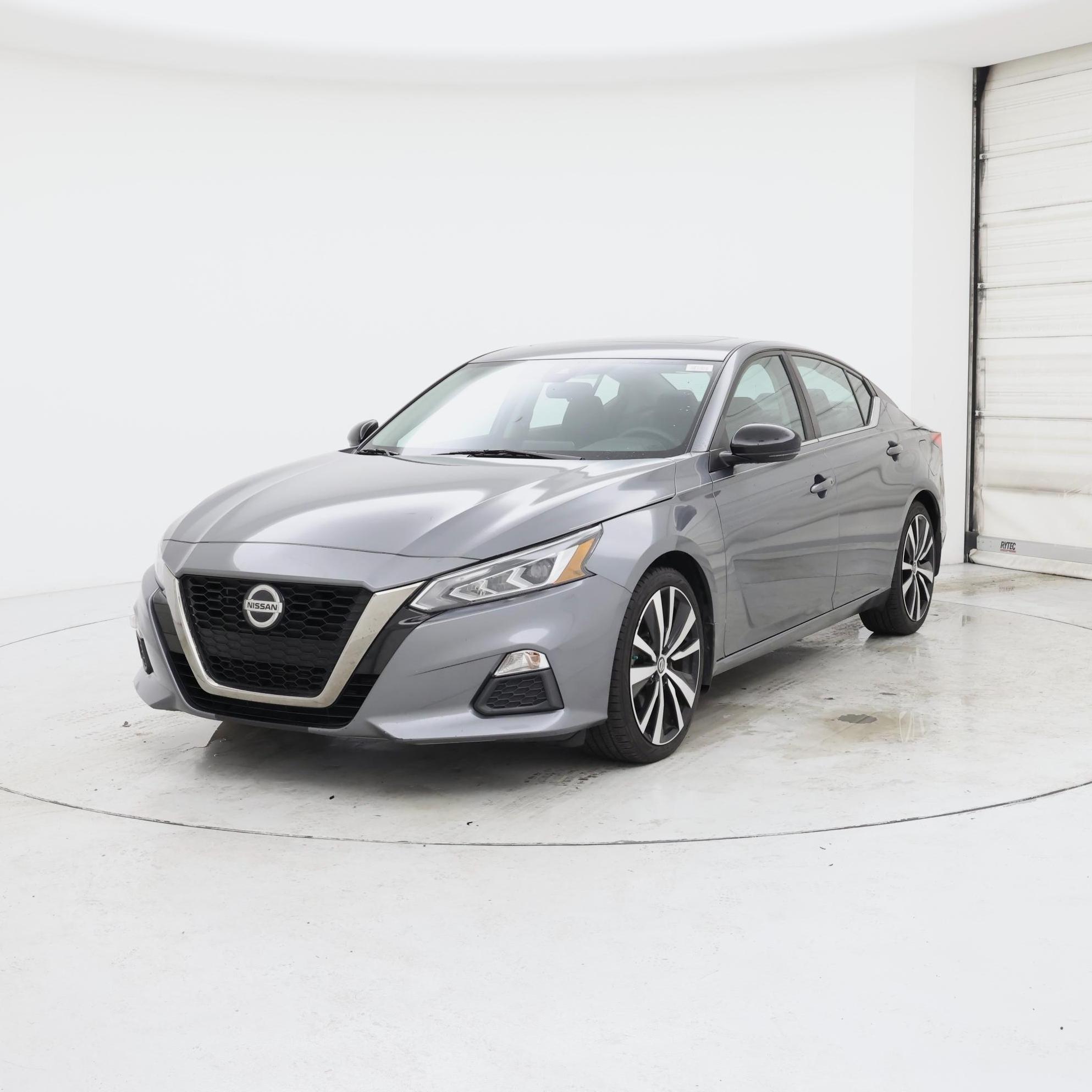 Thumbnail: 2020 Nissan Altima - 4