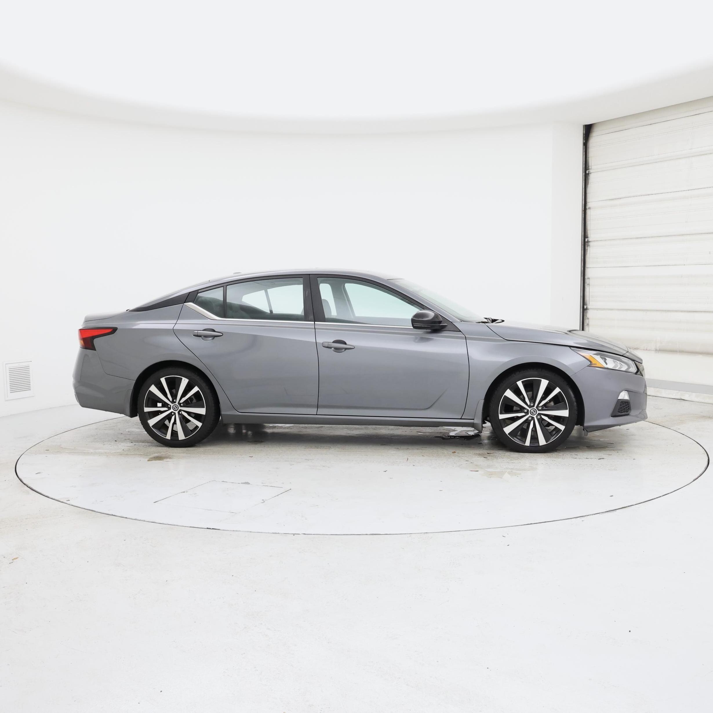 Thumbnail: 2020 Nissan Altima - 7