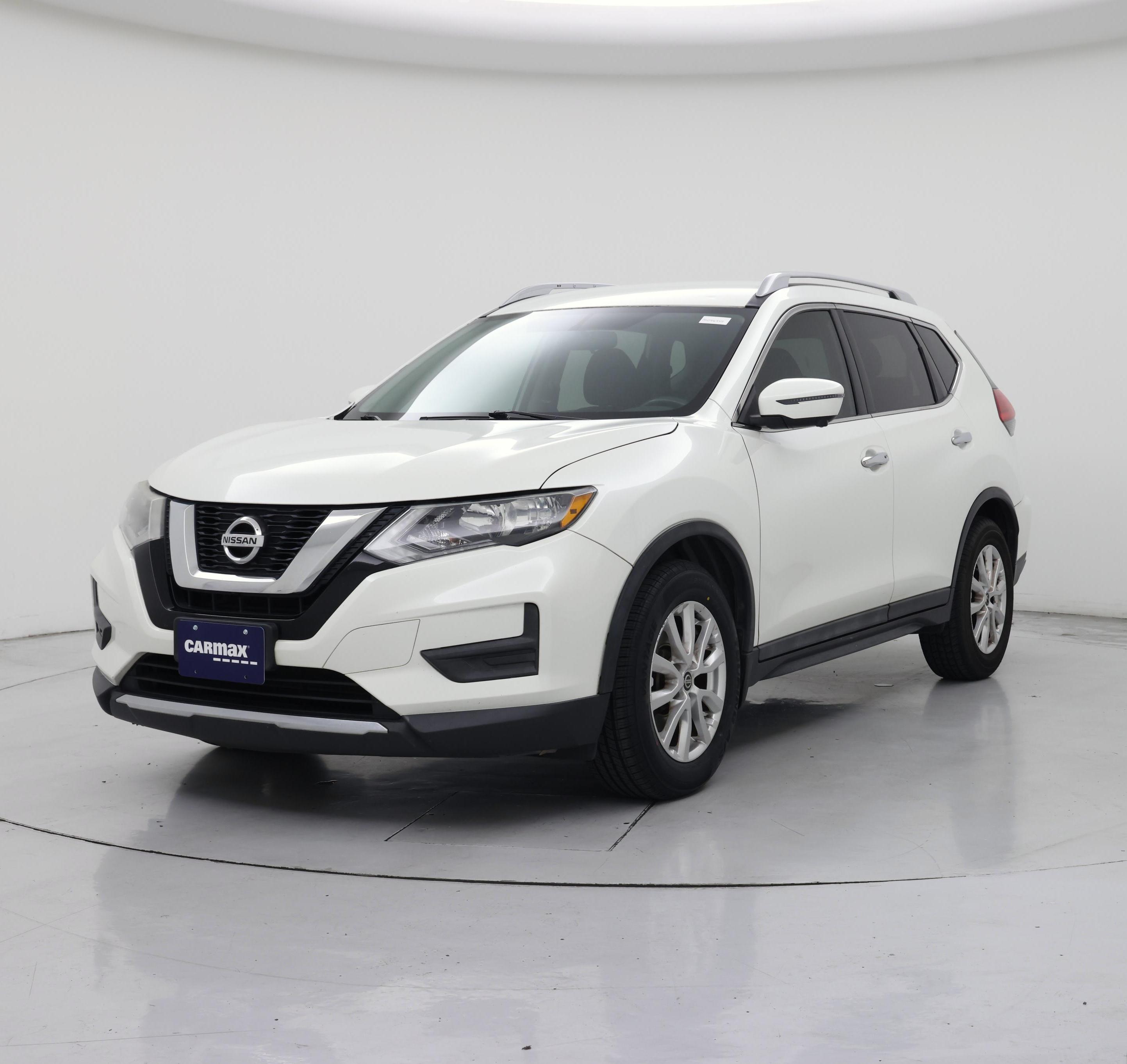 Thumbnail: 2017 Nissan Rogue - 4