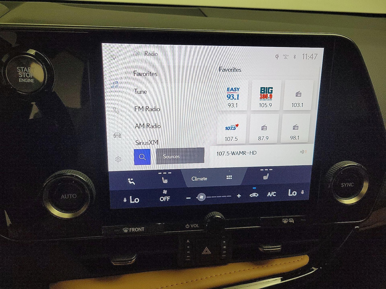 2025 Lexus NX 250 - Photo 17