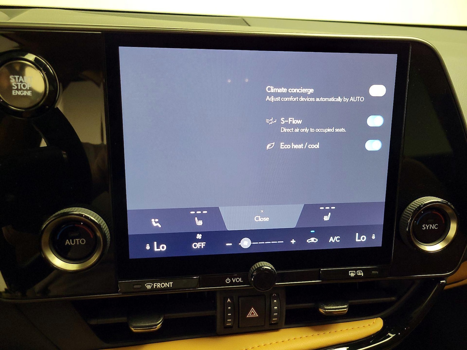2025 Lexus NX 250 - Photo 18