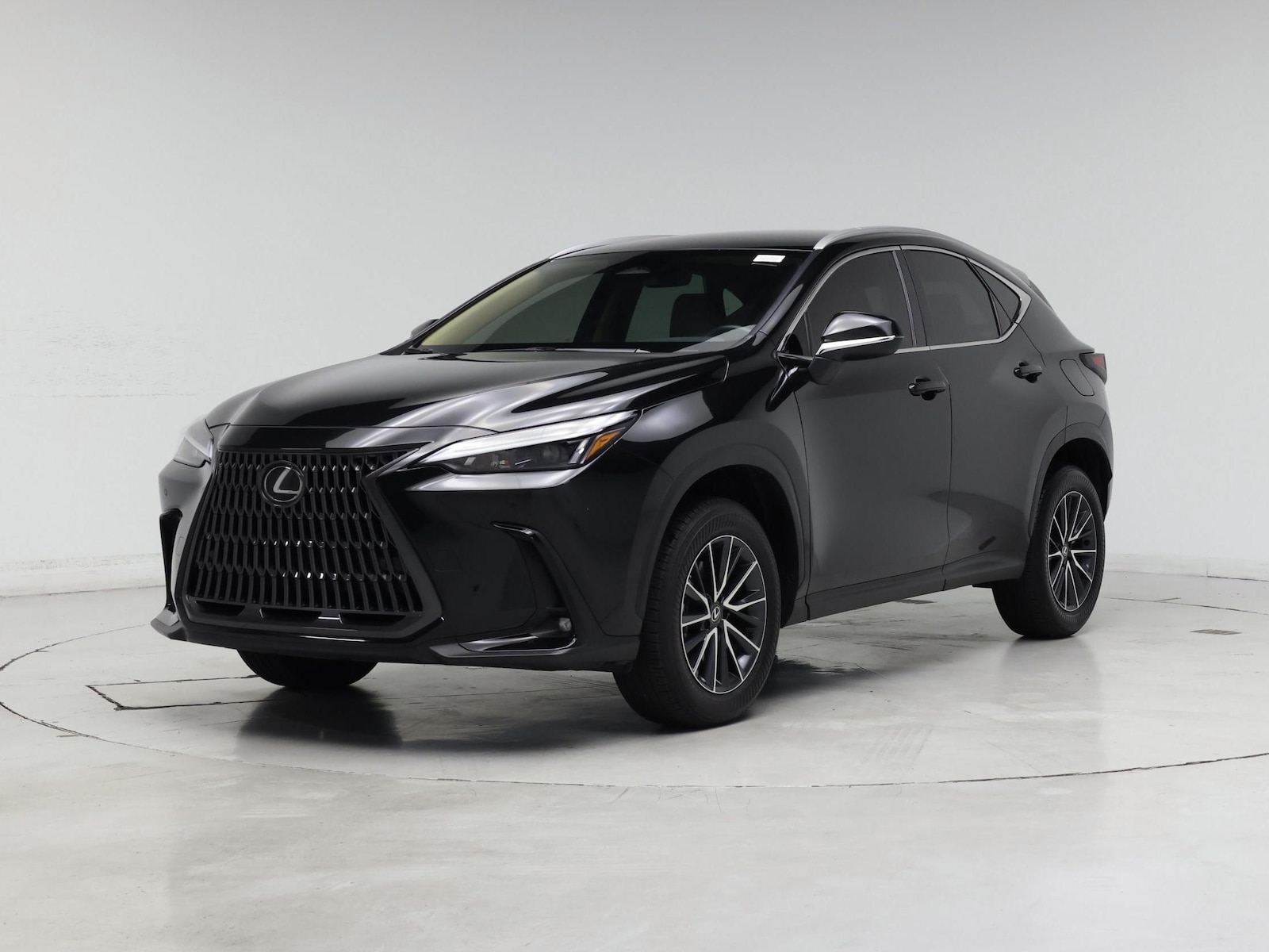 2025 Lexus NX 250 - Photo 5