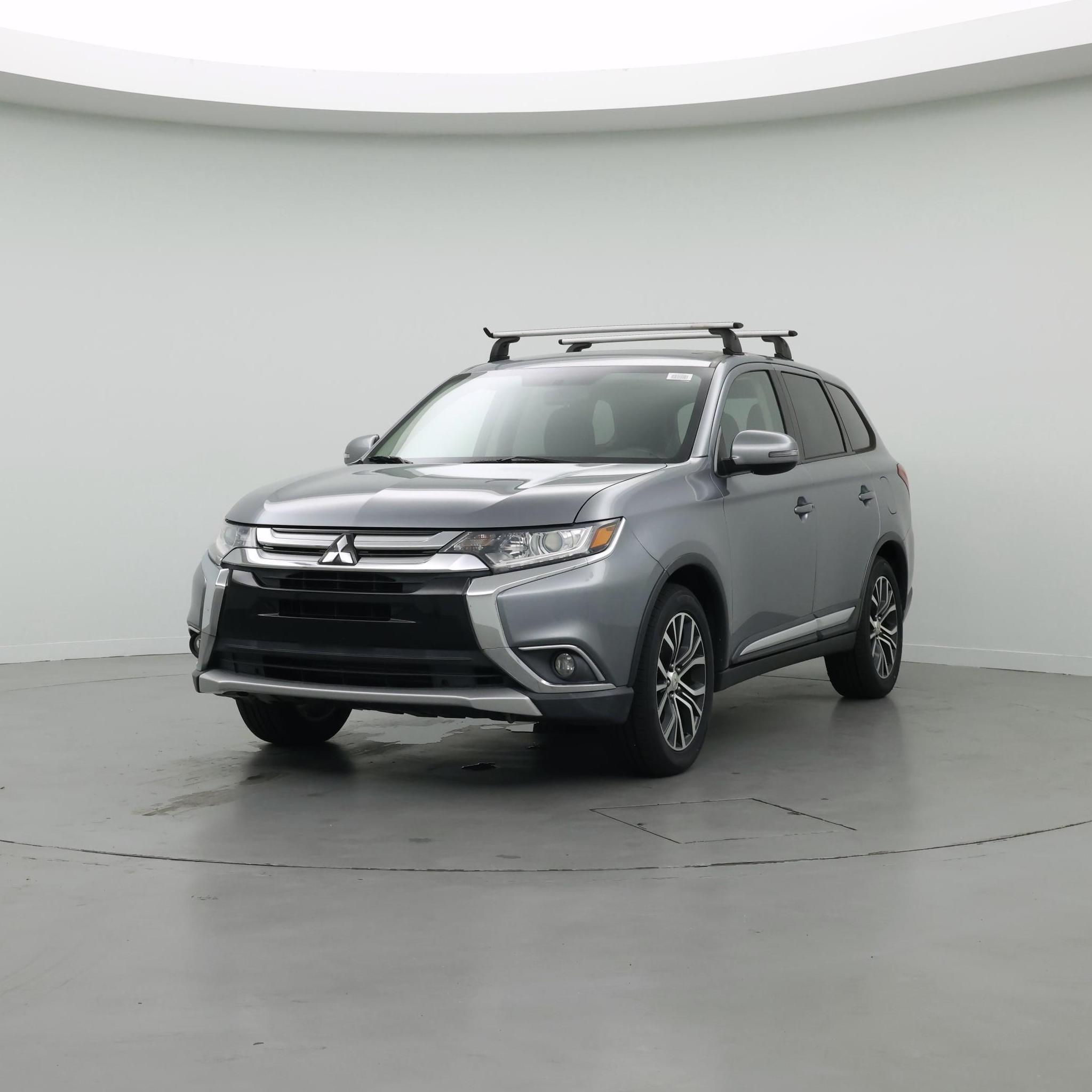 Thumbnail: 2016 Mitsubishi Outlander - 4