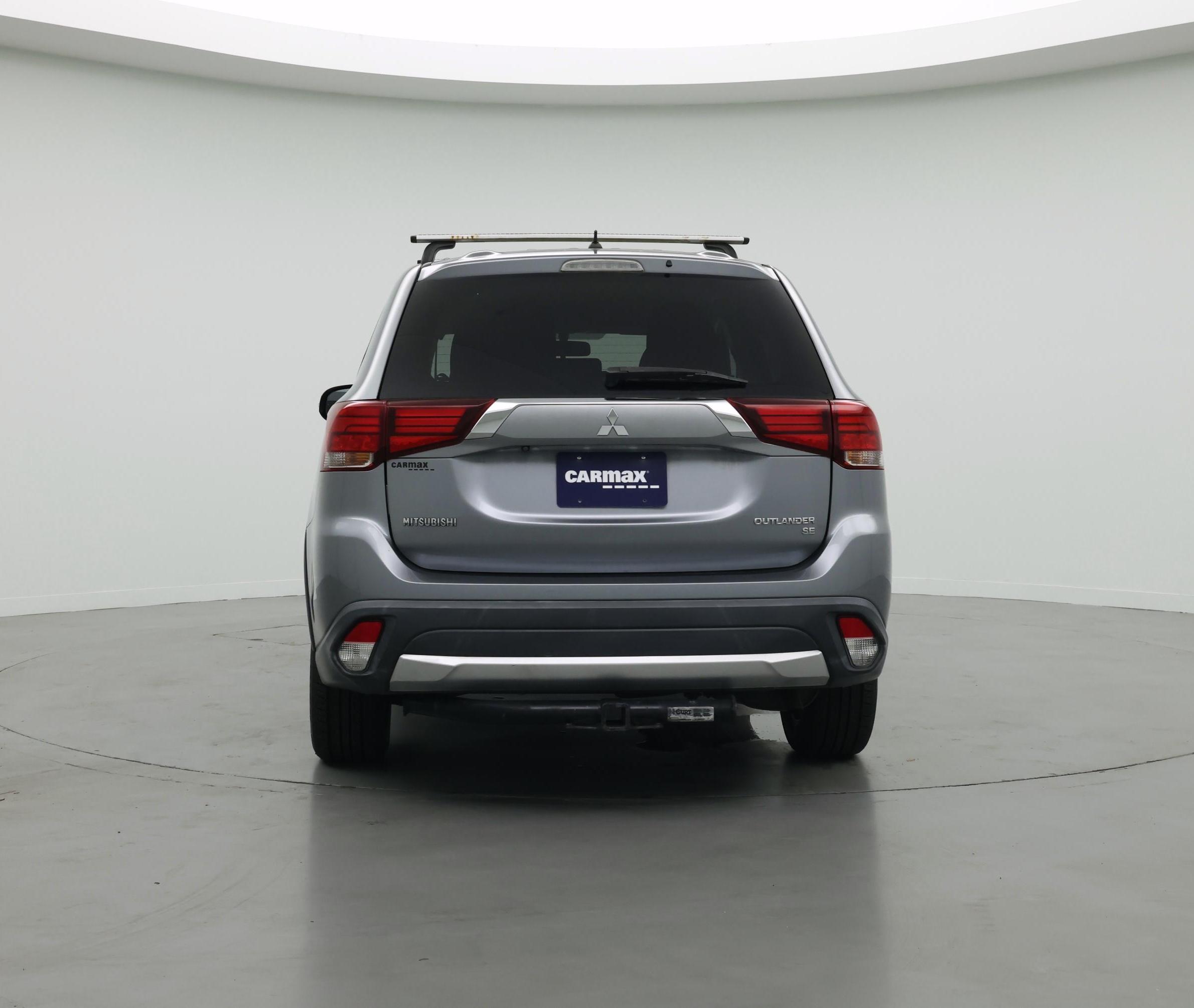 Thumbnail: 2016 Mitsubishi Outlander - 6
