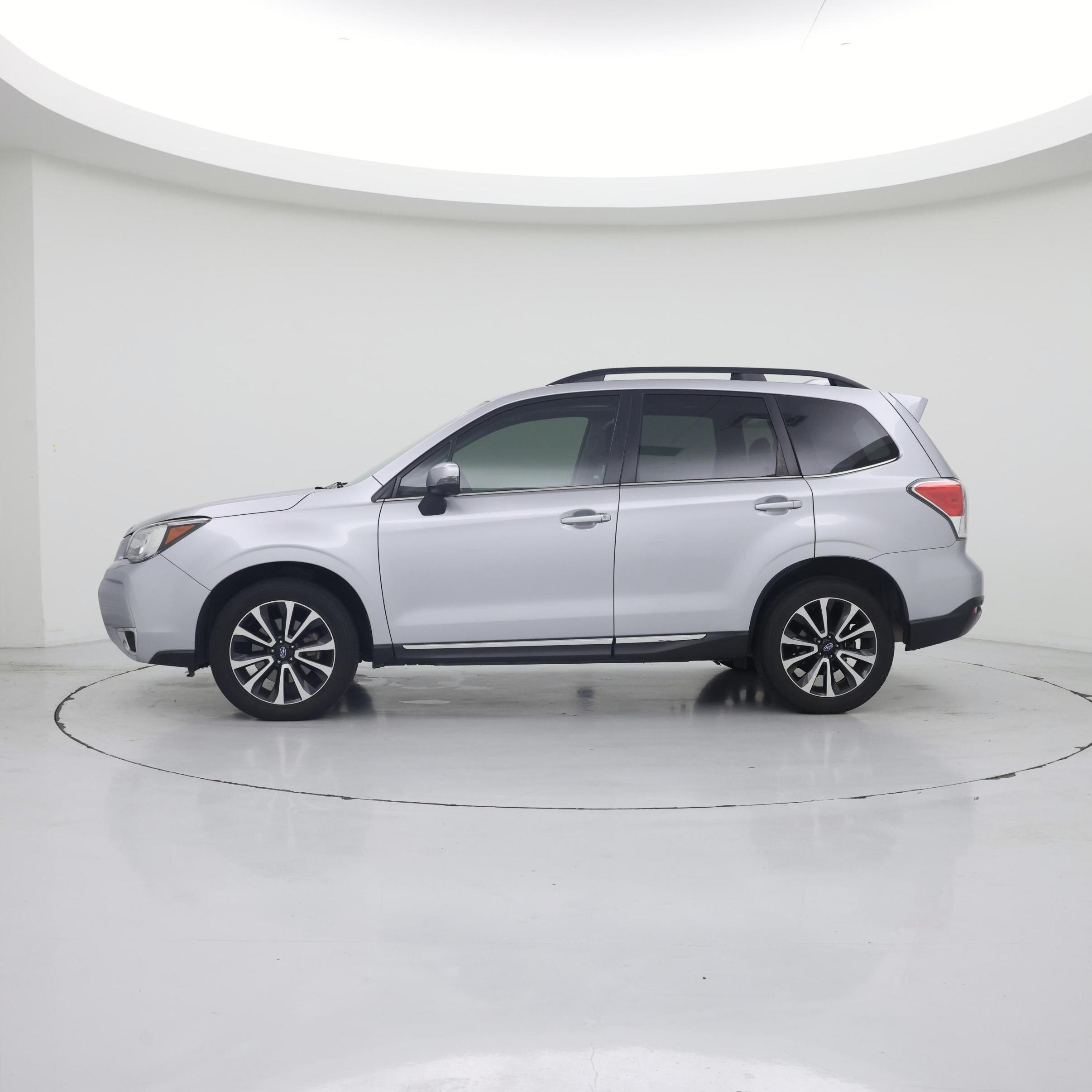 Thumbnail: 2018 Subaru Forester - 3