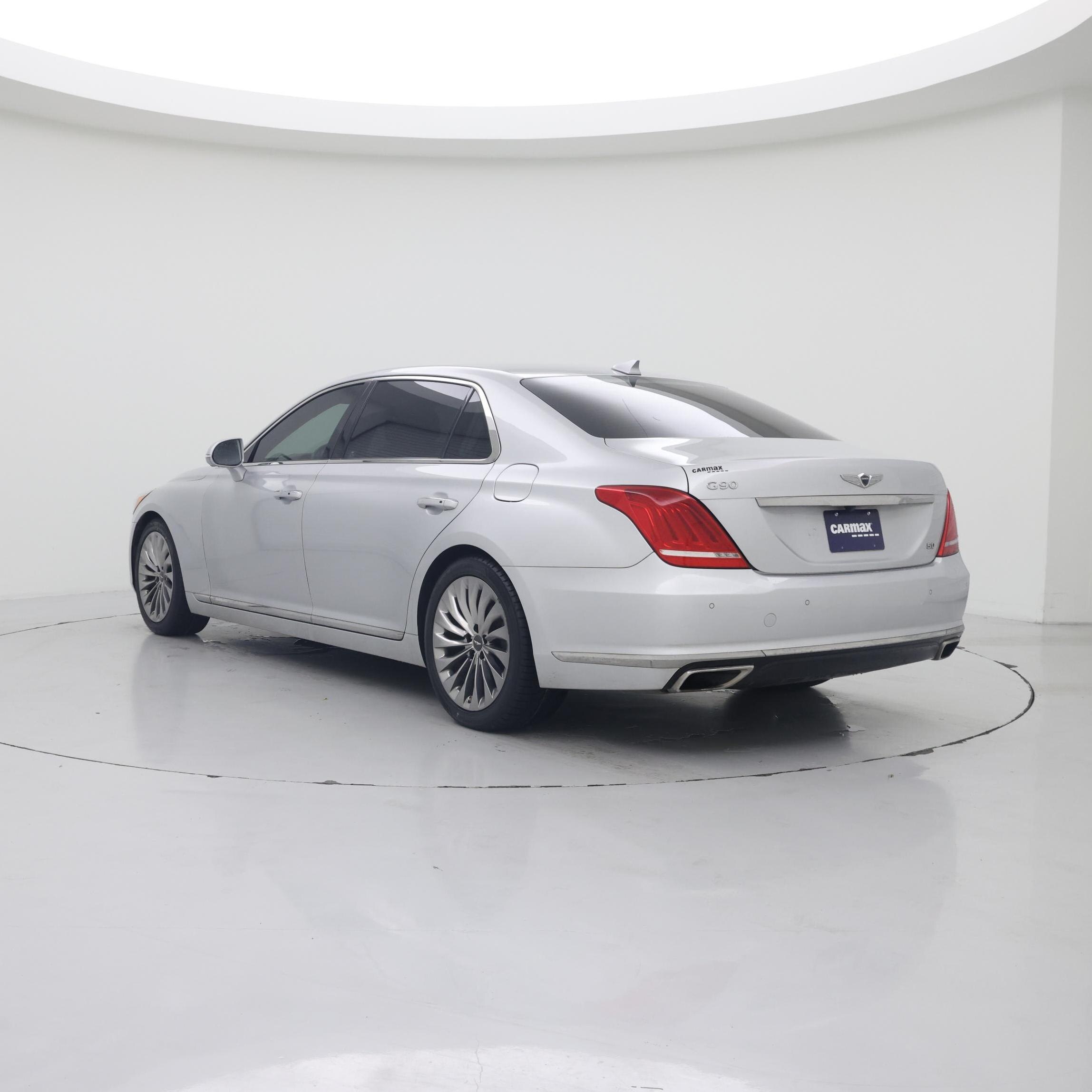 Thumbnail: 2017 Genesis G90 - 2