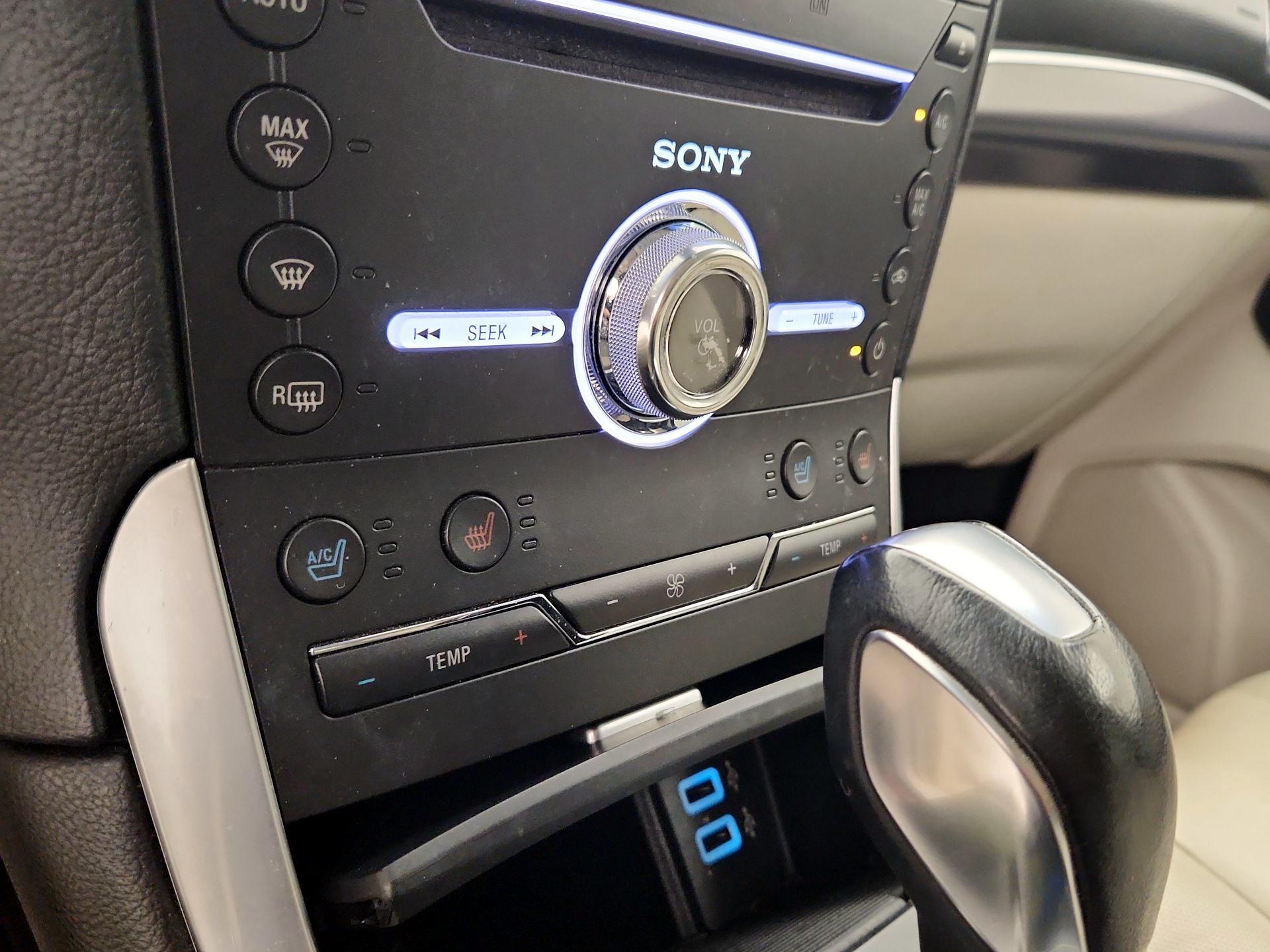Thumbnail: 2018 Ford Edge - 17