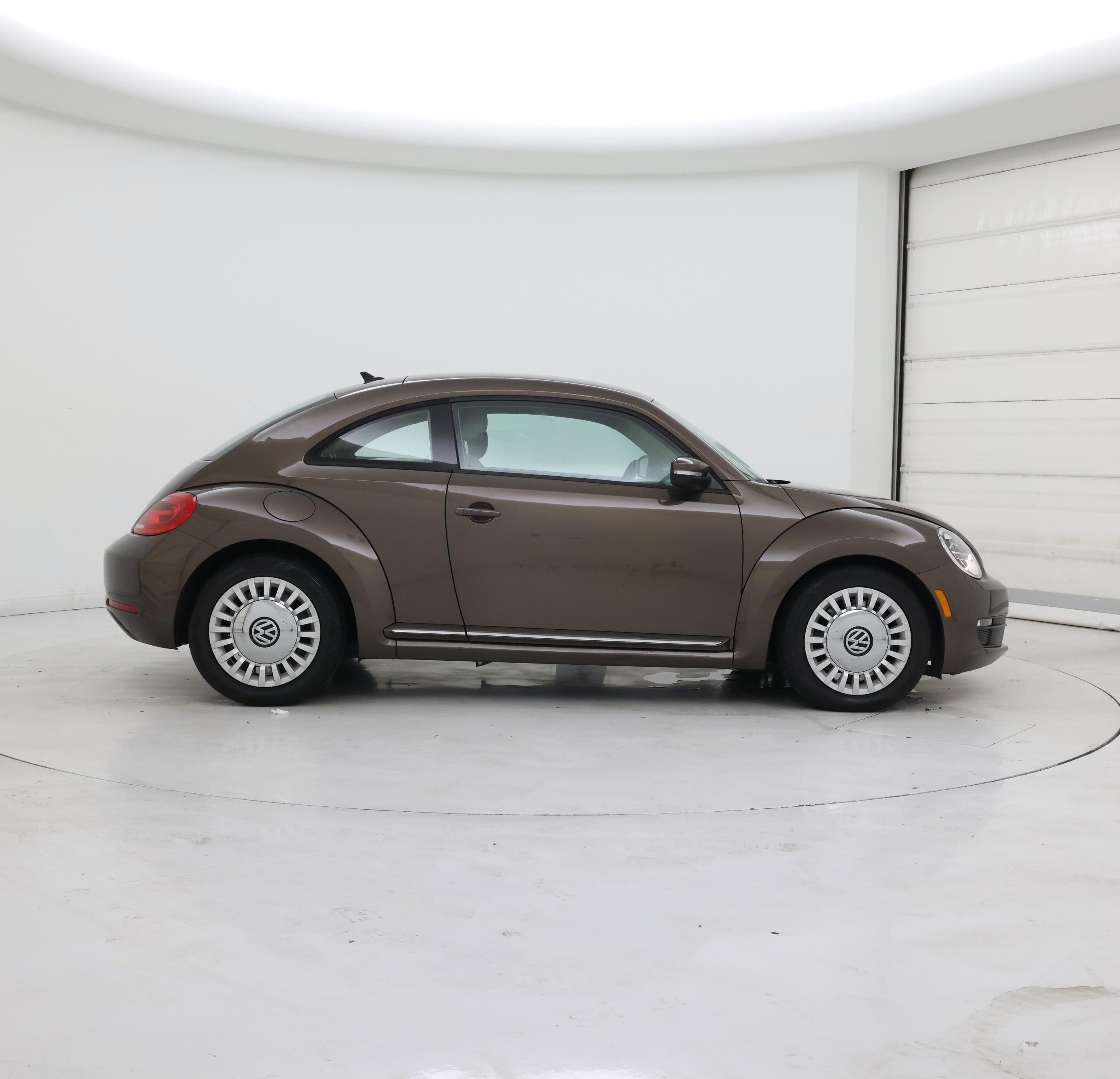 Thumbnail: 2014 Volkswagen Beetle - 7