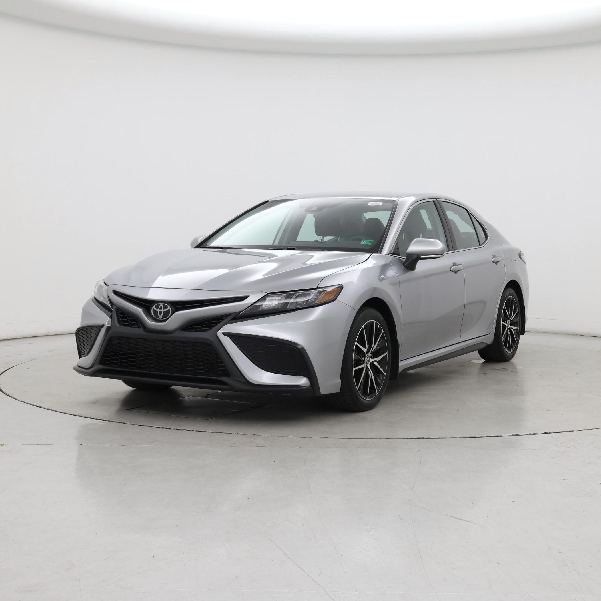 Thumbnail: 2024 Toyota Camry - 4