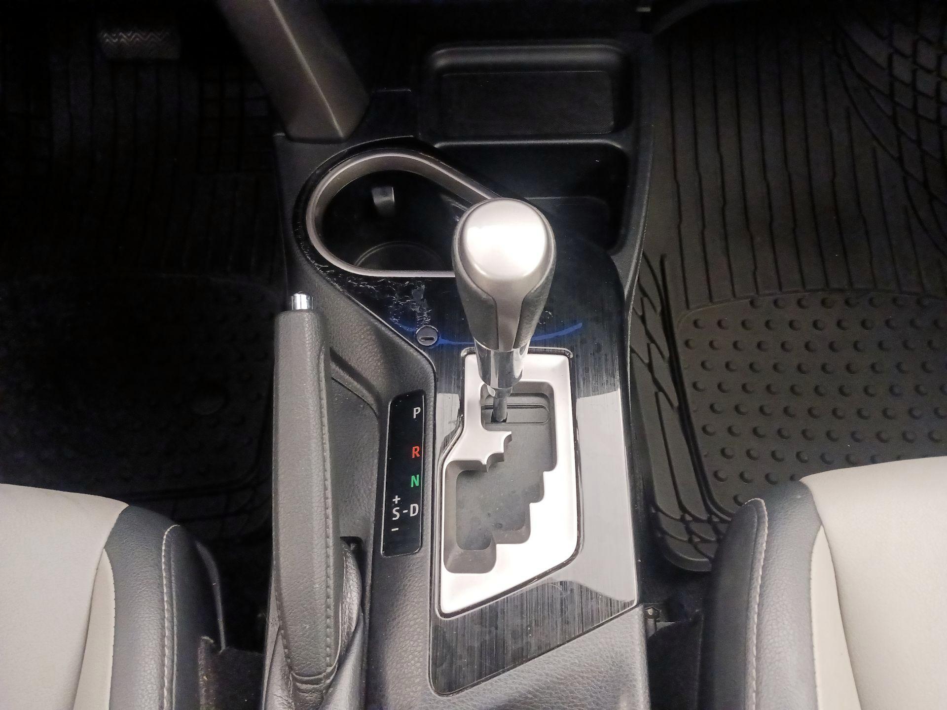 Thumbnail: 2016 Toyota RAV4 - 16