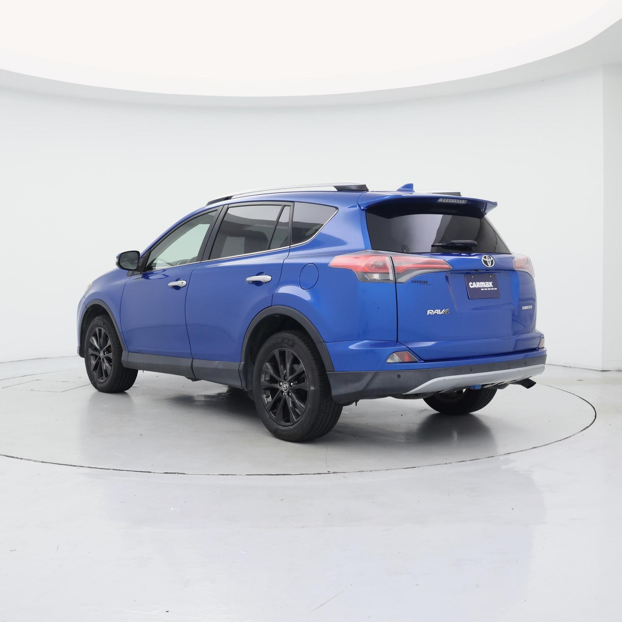 Thumbnail: 2016 Toyota RAV4 - 2