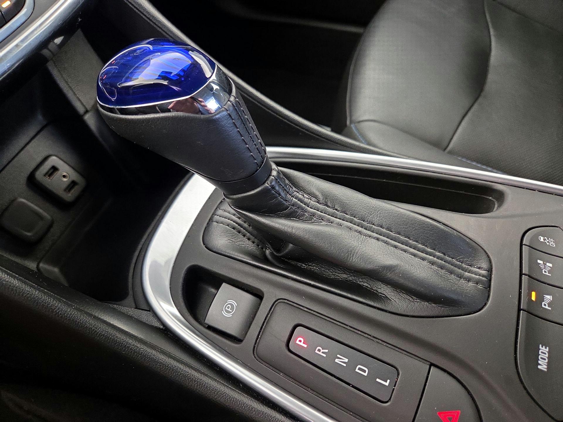Thumbnail: 2018 Chevrolet Volt - 18