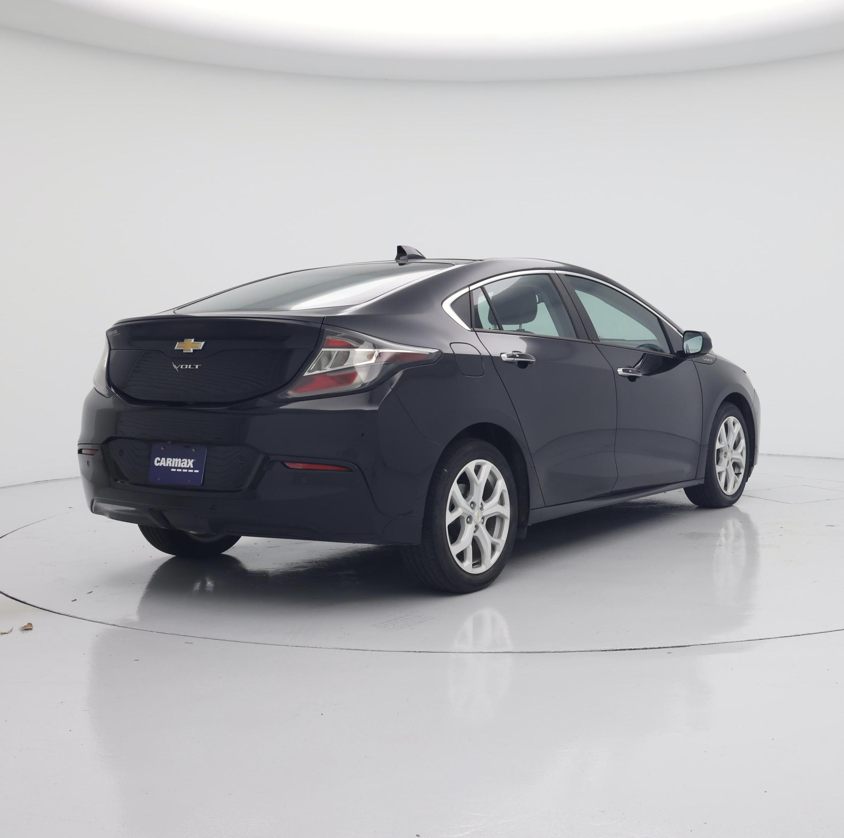 Thumbnail: 2018 Chevrolet Volt - 8