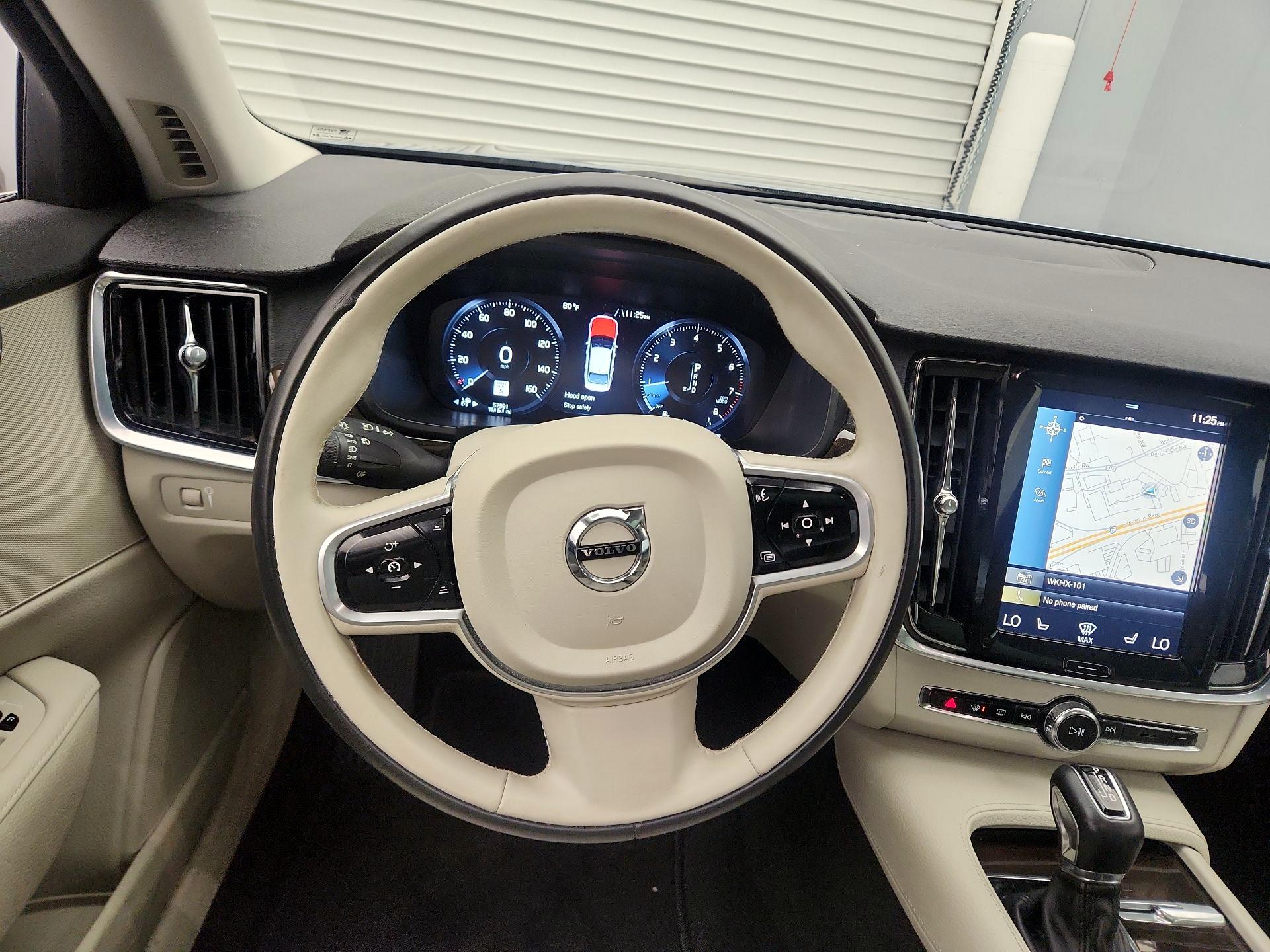 Thumbnail: 2018 Volvo S90 - 10