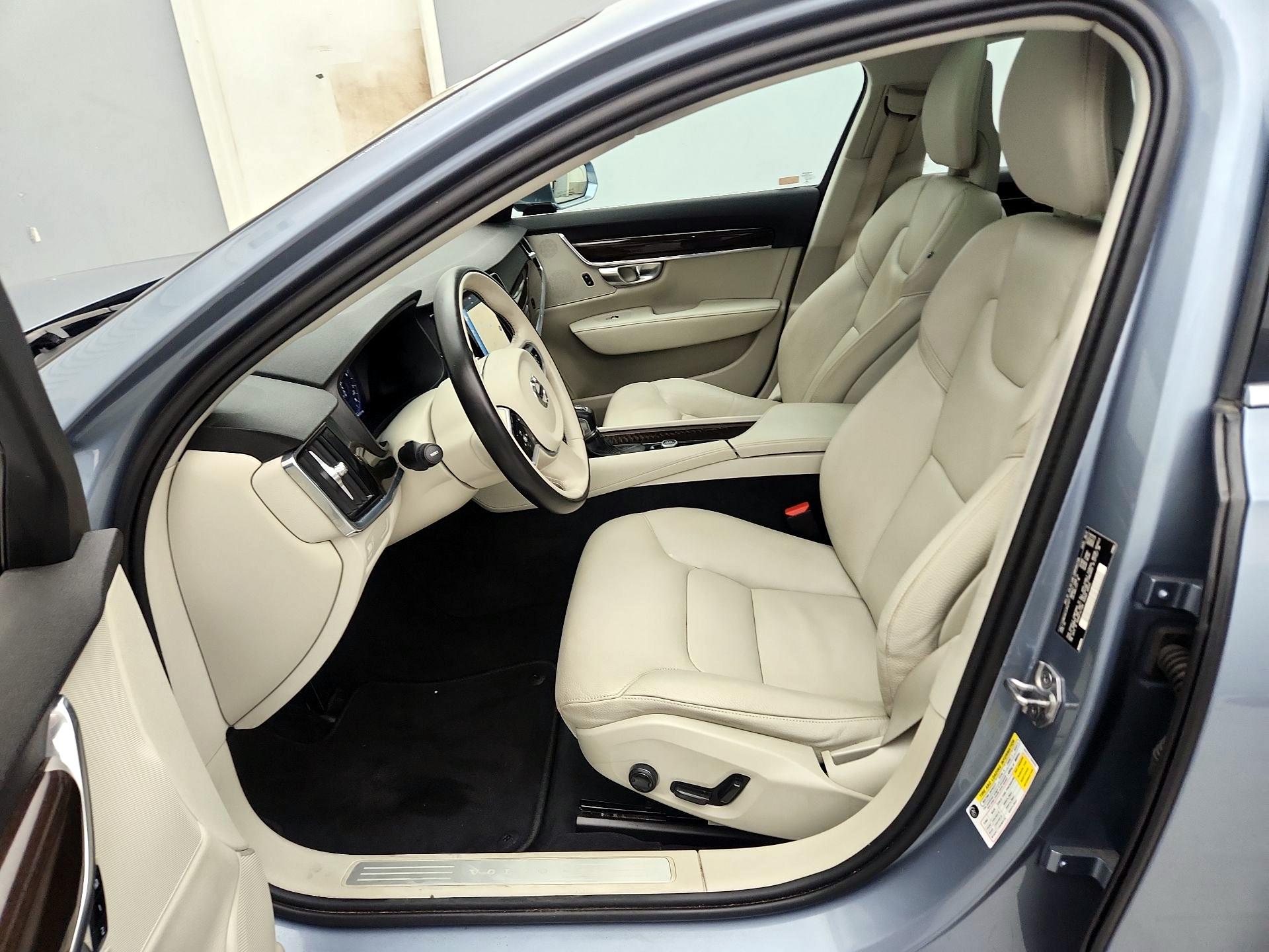 Thumbnail: 2018 Volvo S90 - 11