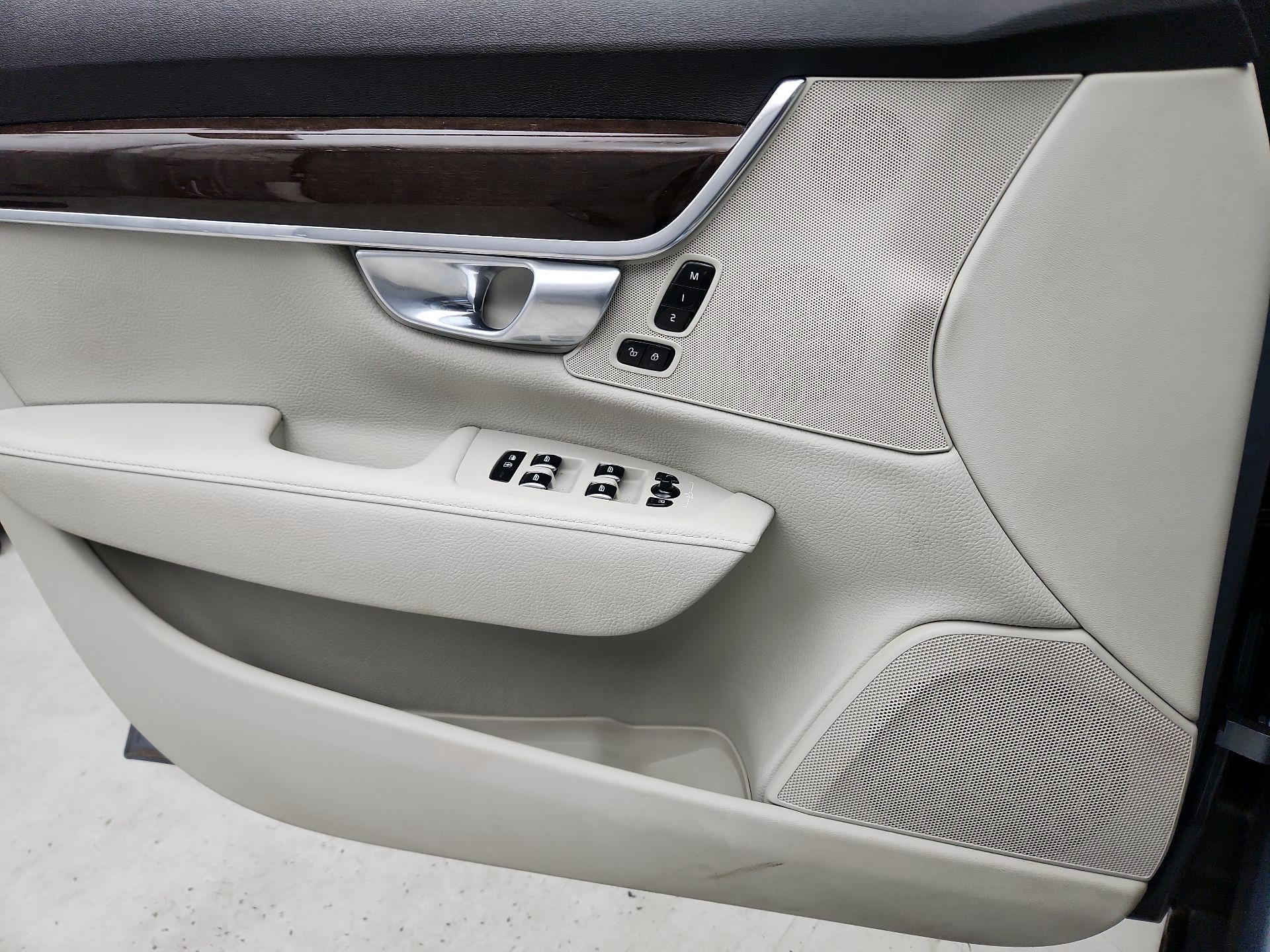 Thumbnail: 2018 Volvo S90 - 12
