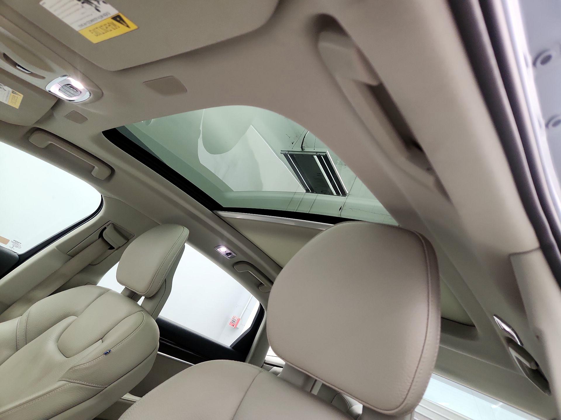 Thumbnail: 2018 Volvo S90 - 20