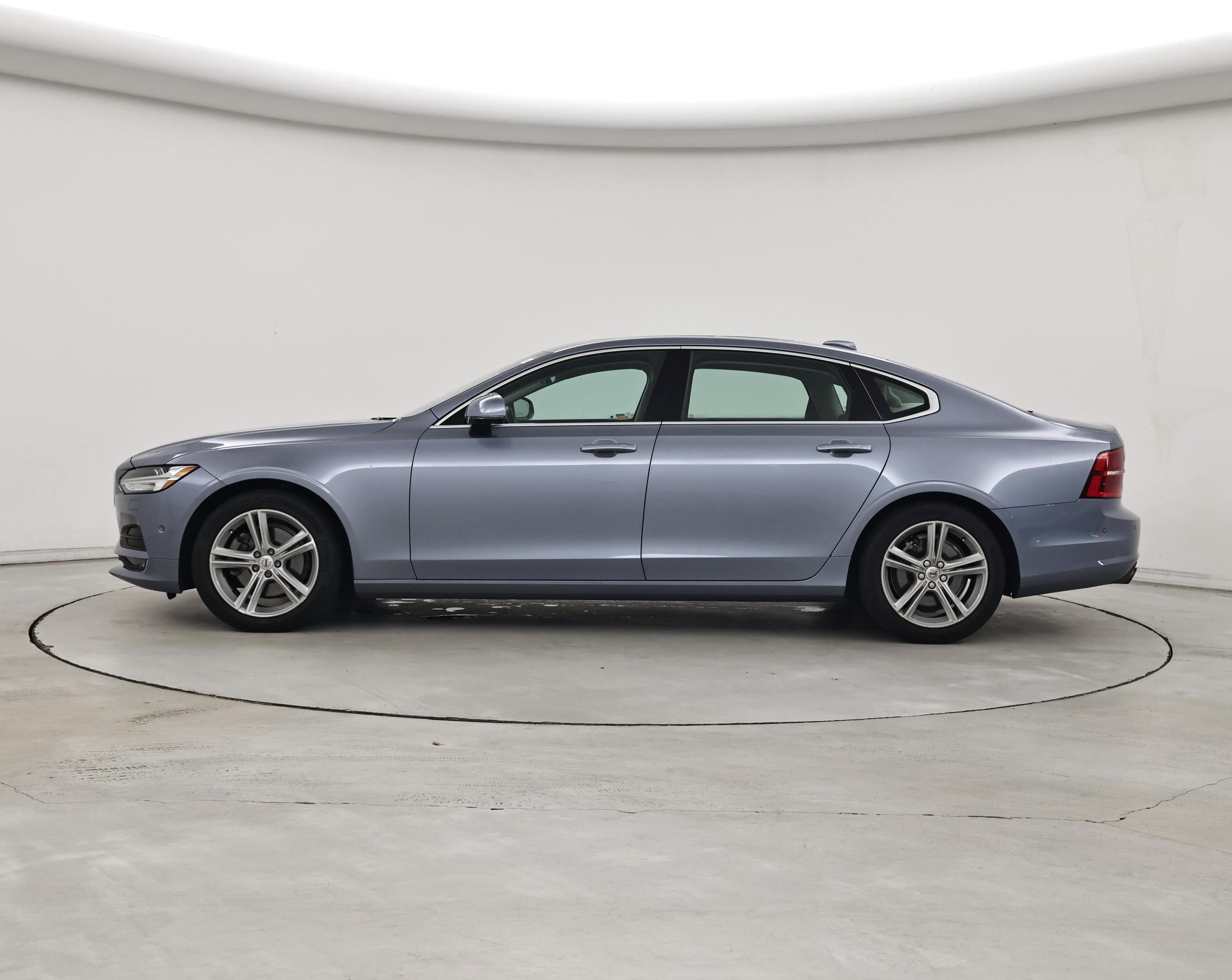 Thumbnail: 2018 Volvo S90 - 3
