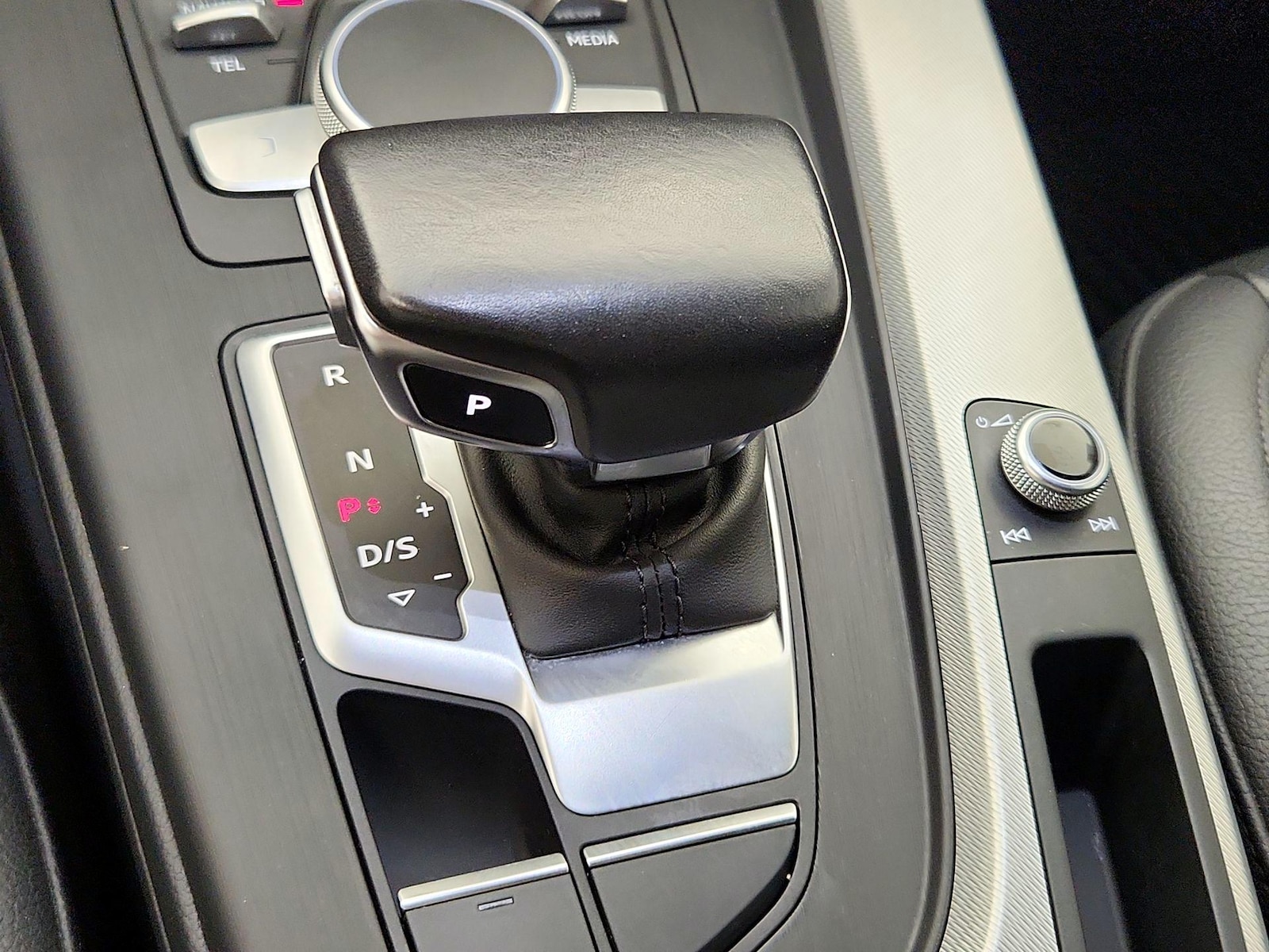 2017 Audi A4 Premium Plus - Photo 19