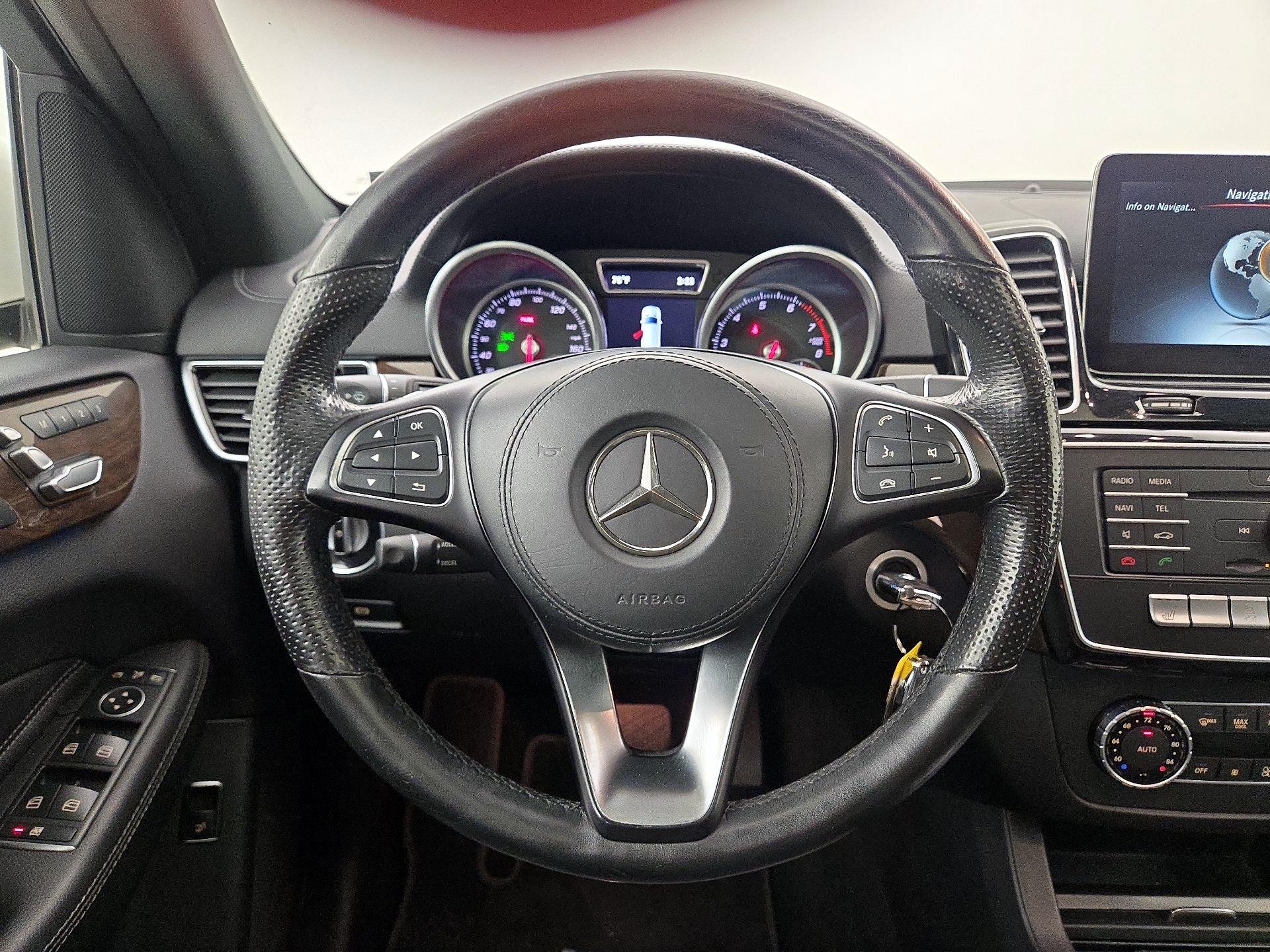 Thumbnail: 2017 Mercedes-Benz GLS - 10