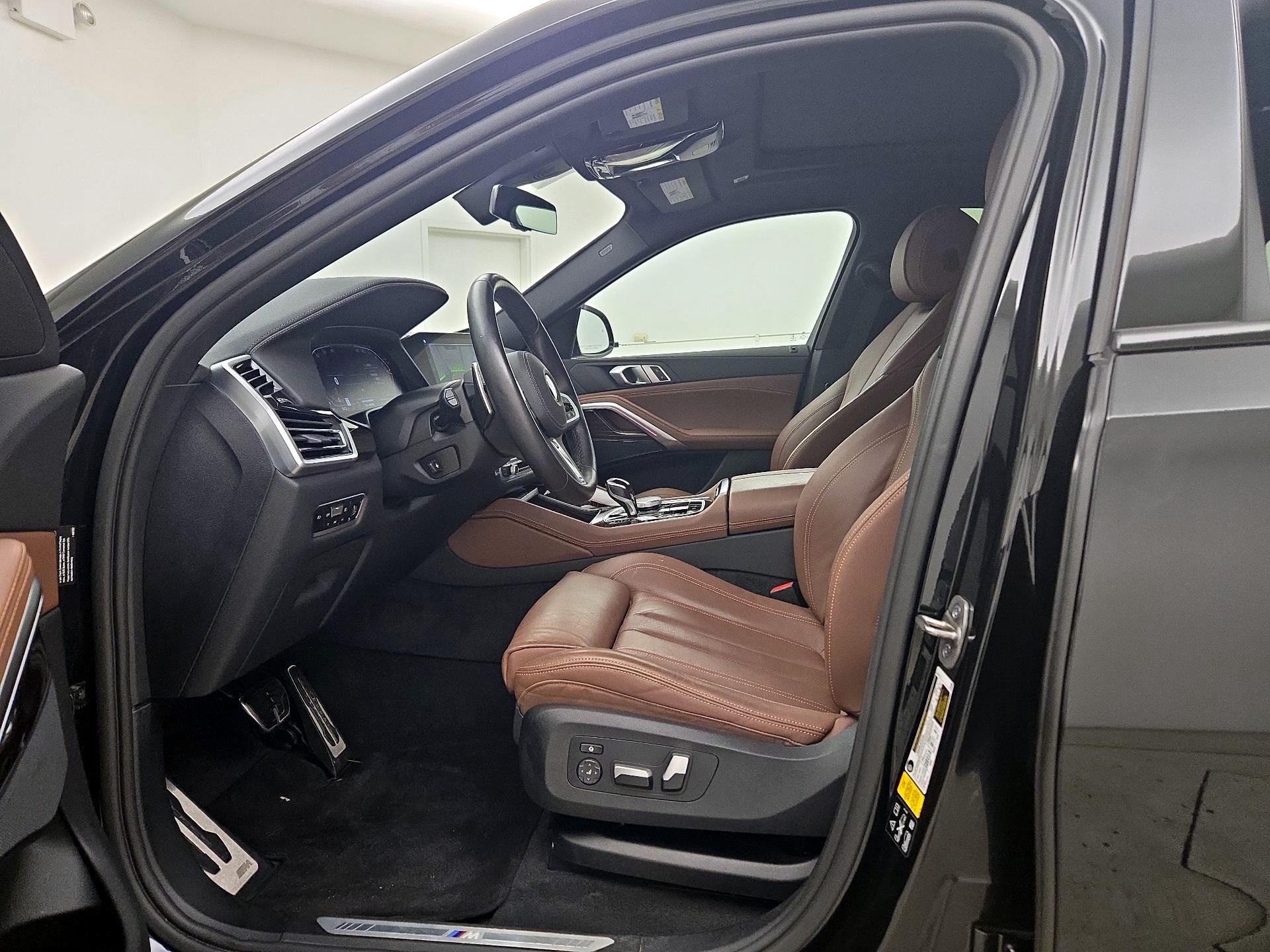 Thumbnail: 2021 BMW X6 - 11