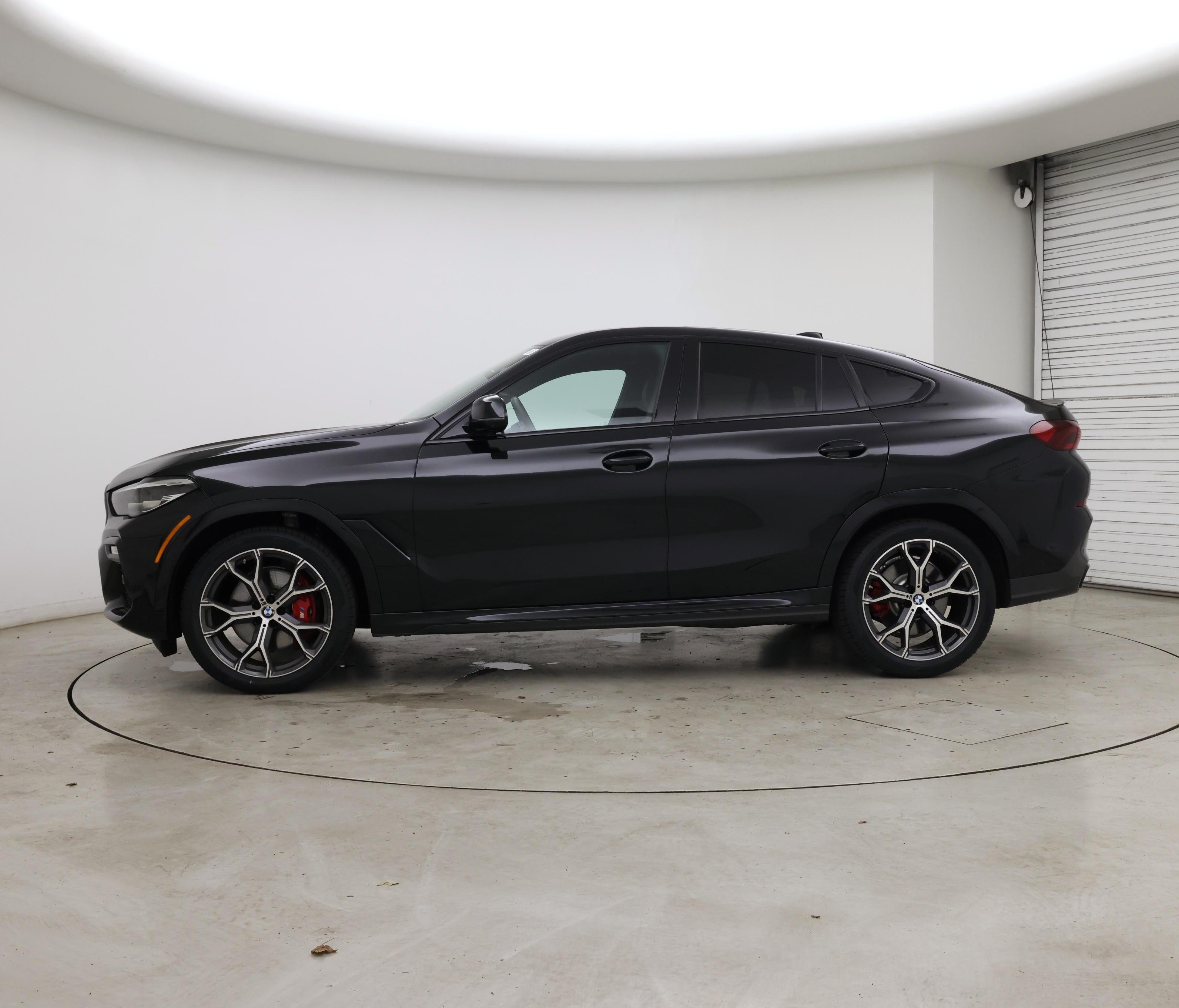 Thumbnail: 2021 BMW X6 - 3