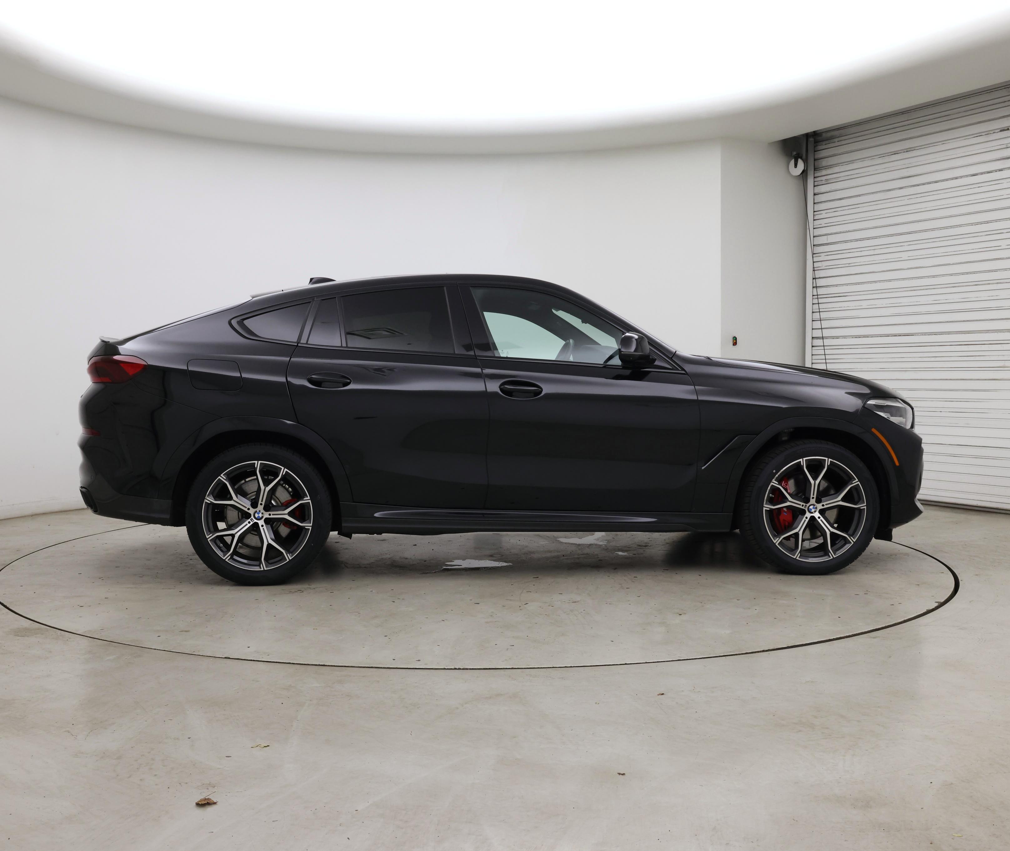 Thumbnail: 2021 BMW X6 - 7