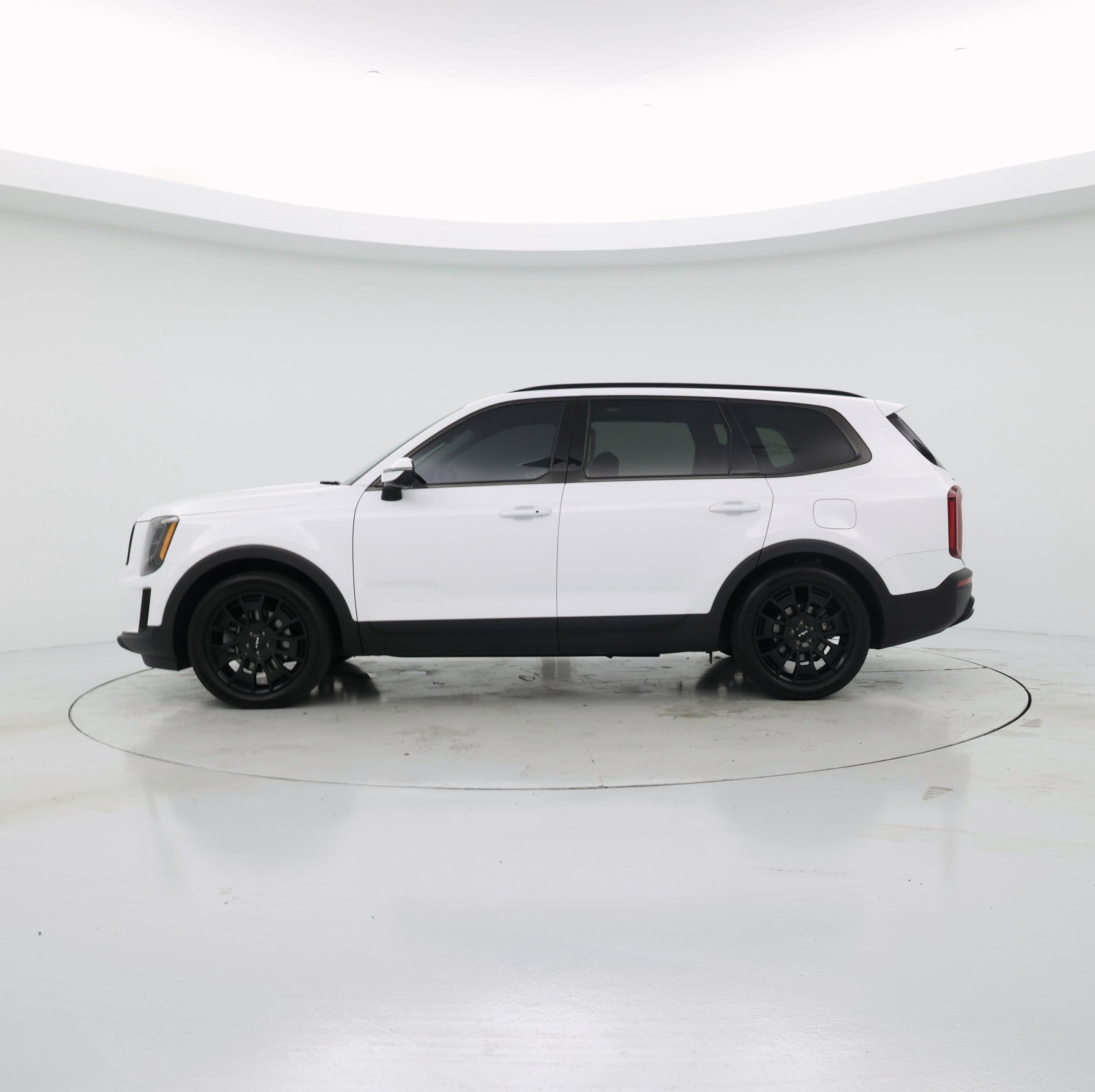 Thumbnail: 2022 Kia Telluride - 3